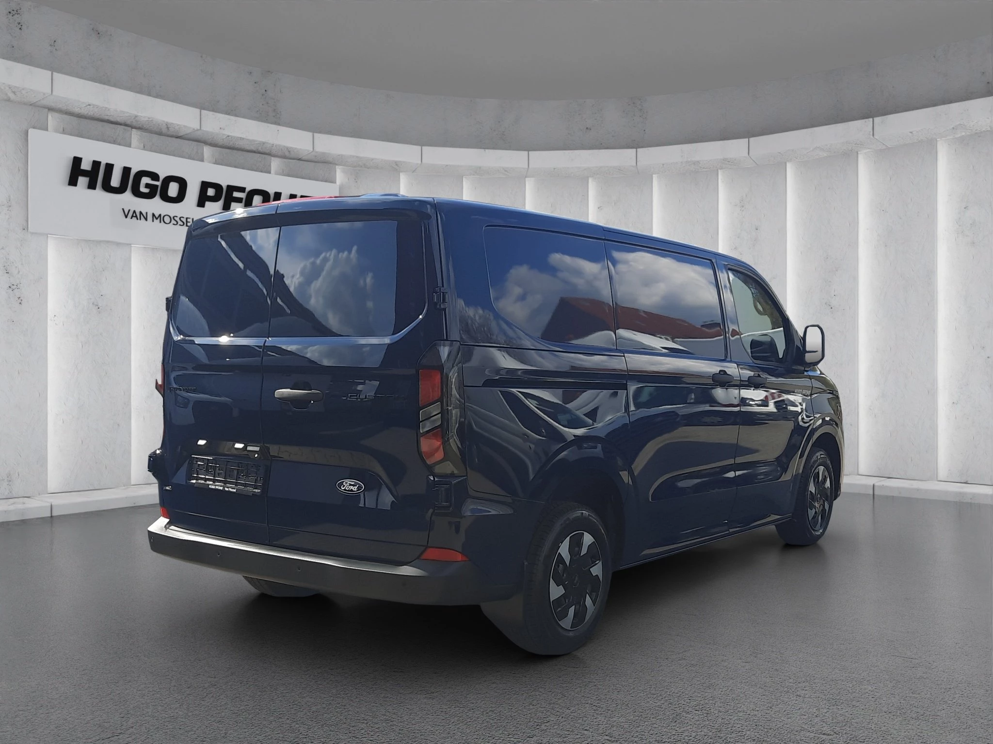 Ford-Transit Custom-image-4