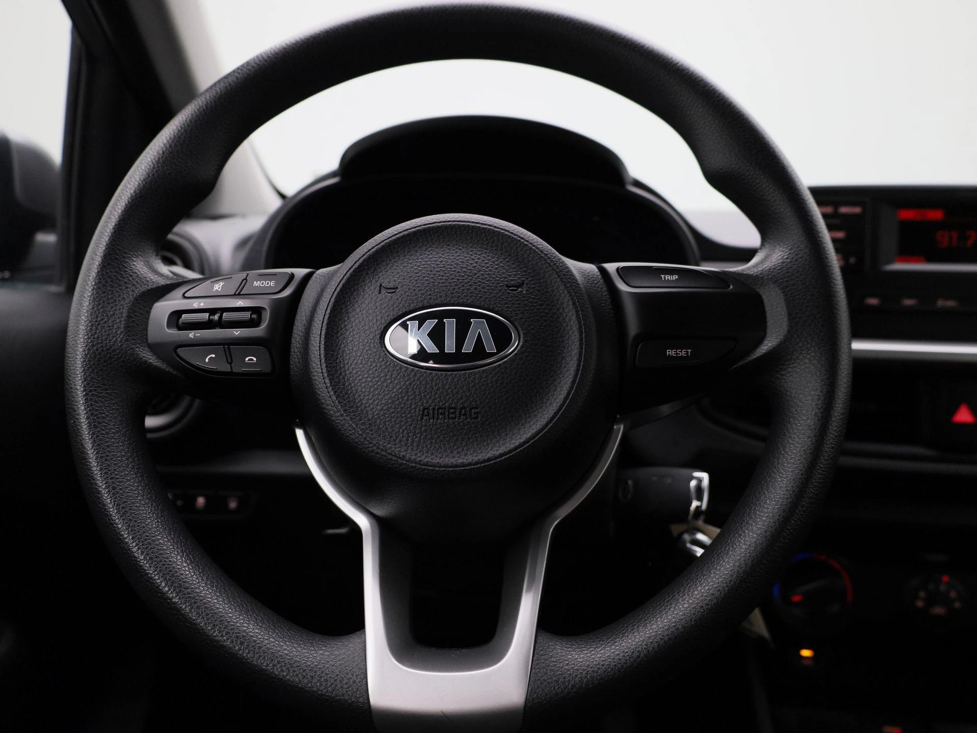Kia-Picanto-image-6