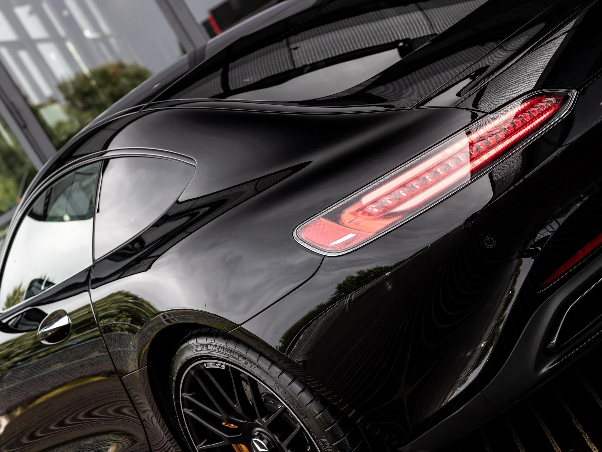Mercedes-AMG-GT-image-14