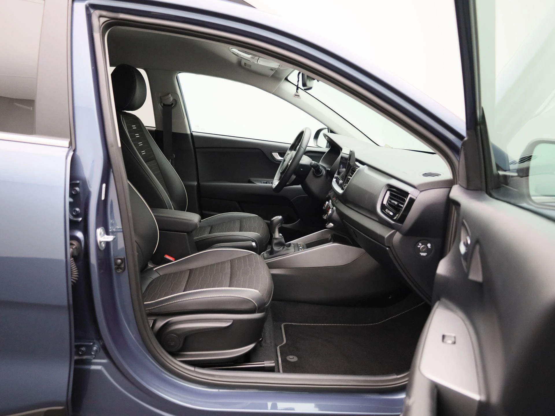 Kia-Stonic-image-5