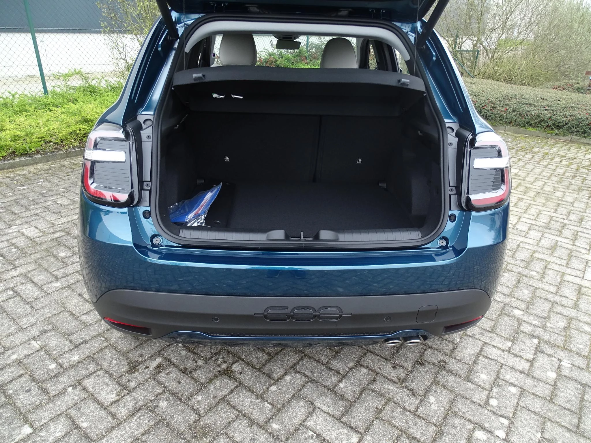 Fiat 600 1.2 Hybrid 145cv DCT La Prima