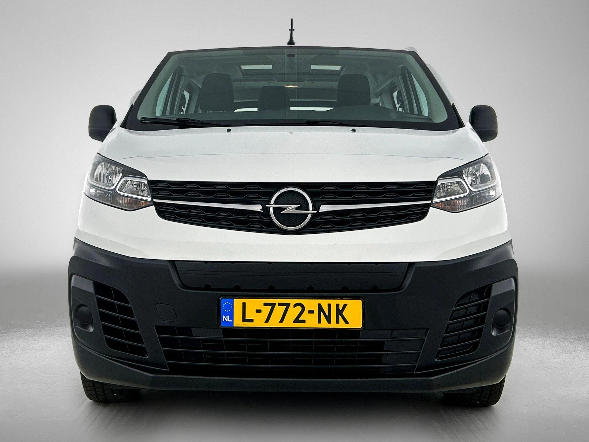 Opel-Vivaro-e-image-4