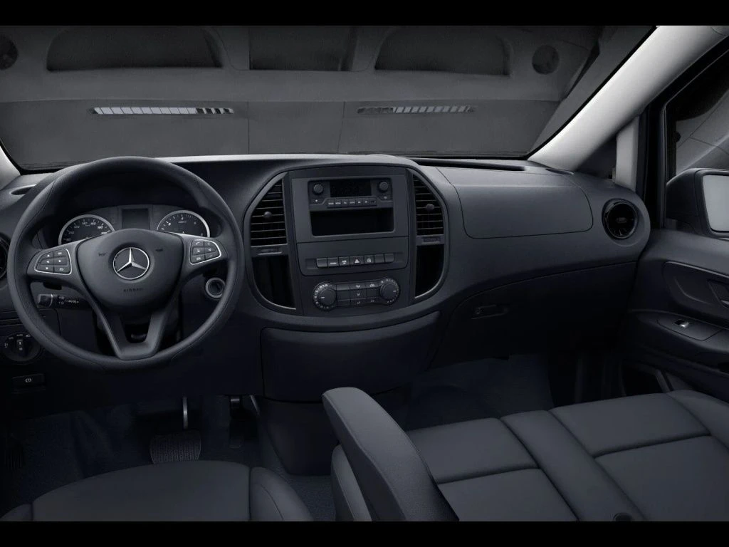 Mercedes-Benz-Vito-image-8