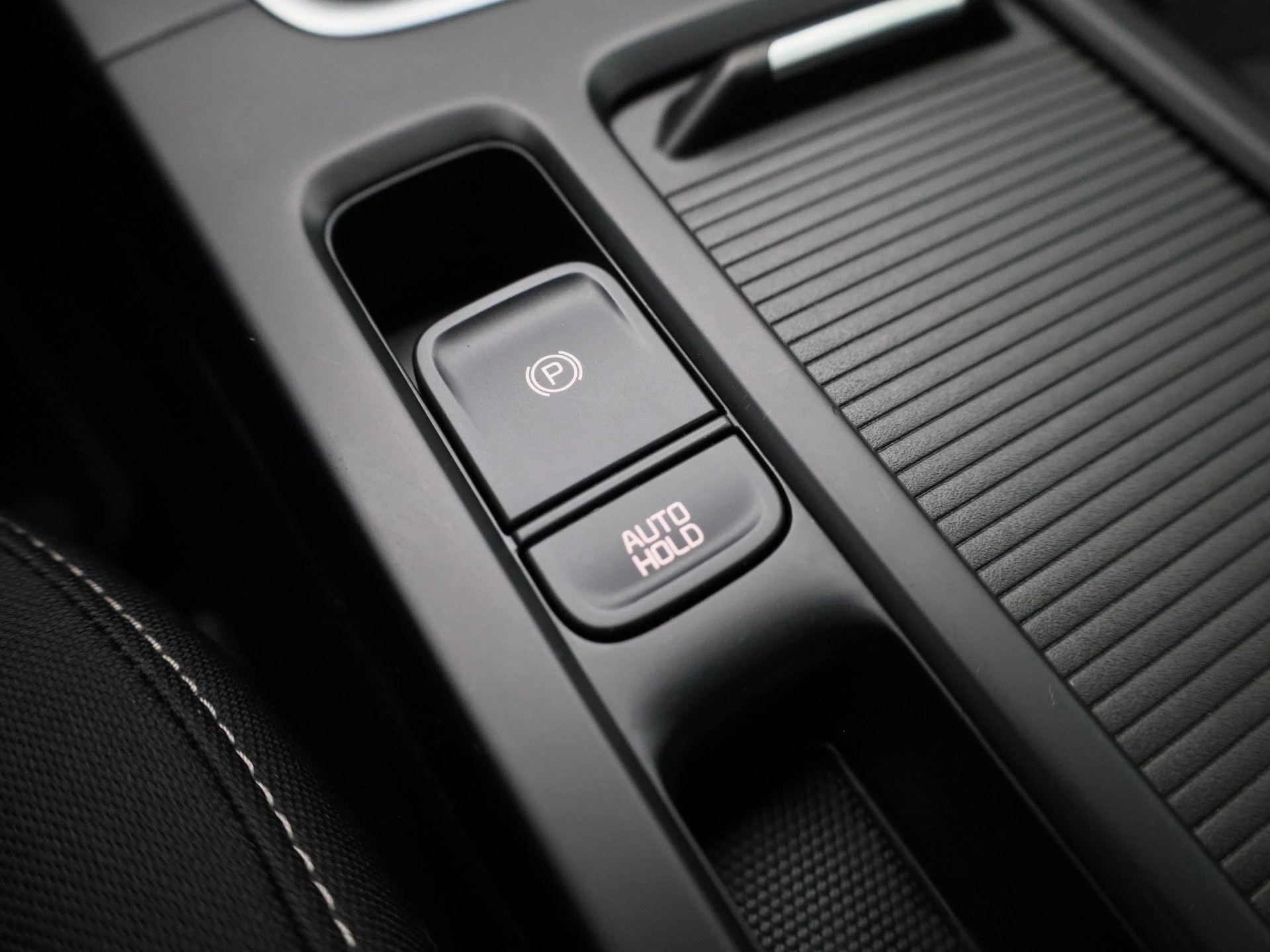 Kia-Ceed Sportswagon-image-24