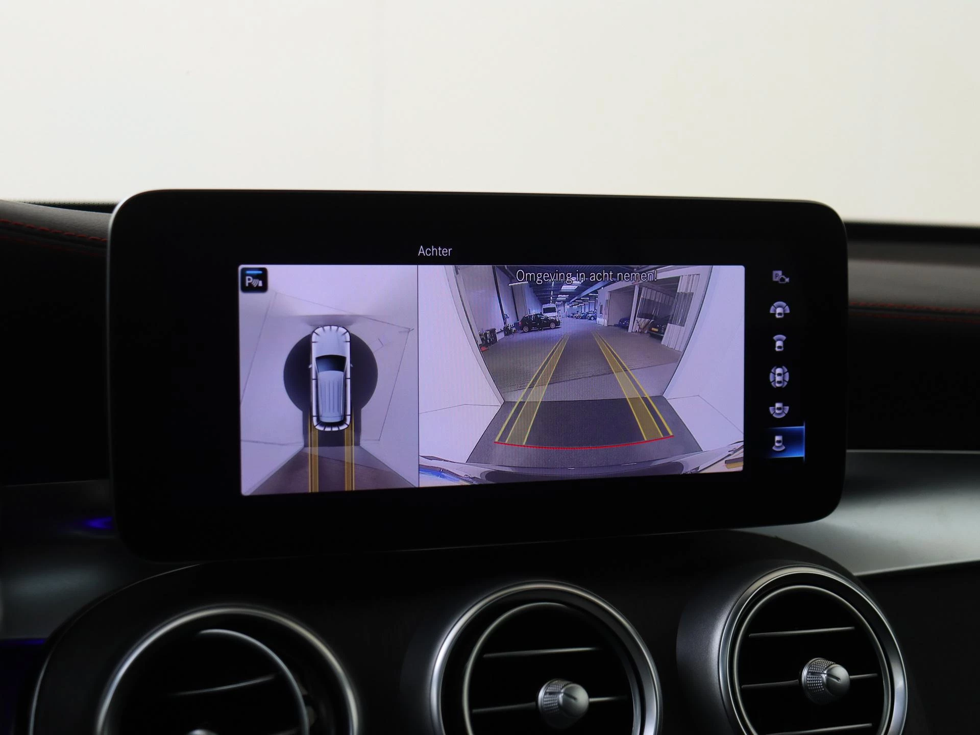 Mercedes-Benz-GLC-image-26