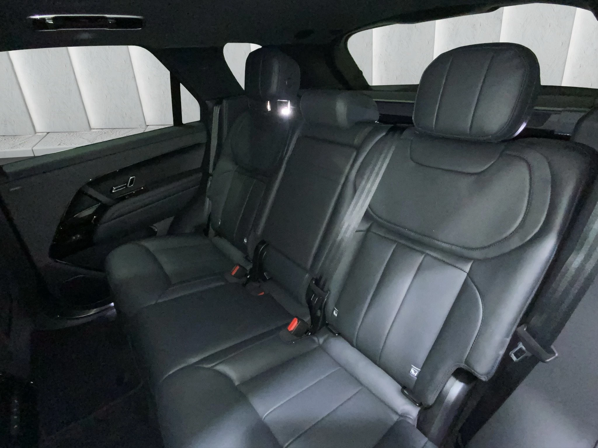 Land Rover Range Rover Sport DYNAMIC SE 3.0 P460e PHEV AWD Automatik Geländewagen. 338 kW. 5-türig