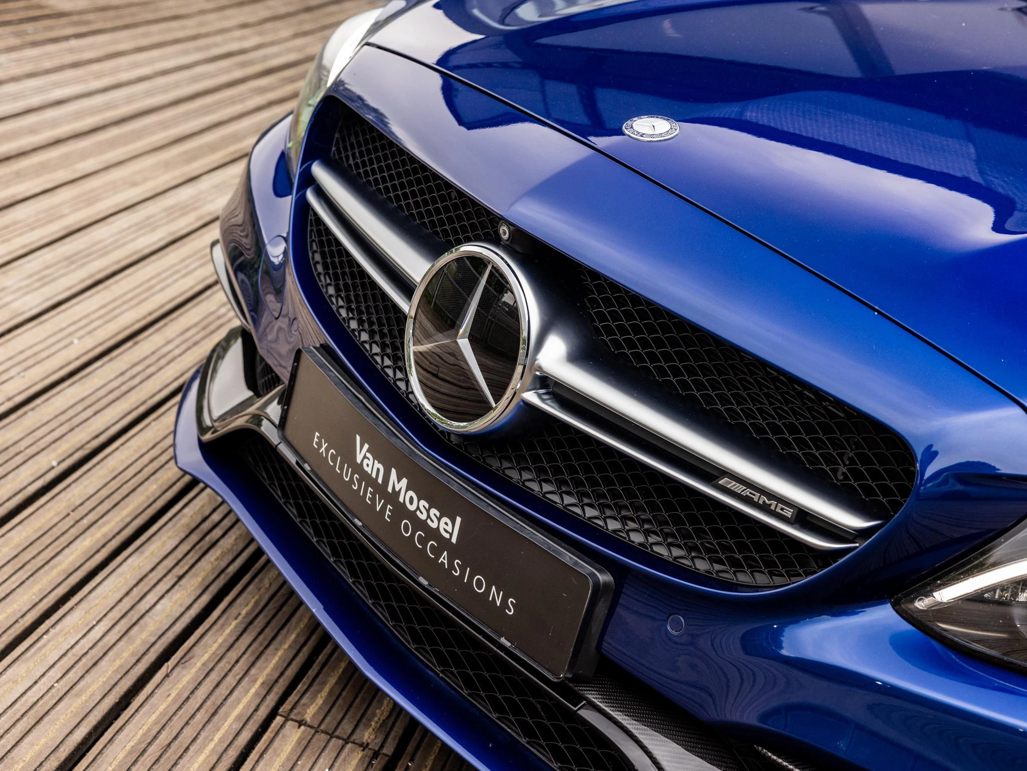 Mercedes-Benz-C-Klasse-image-6