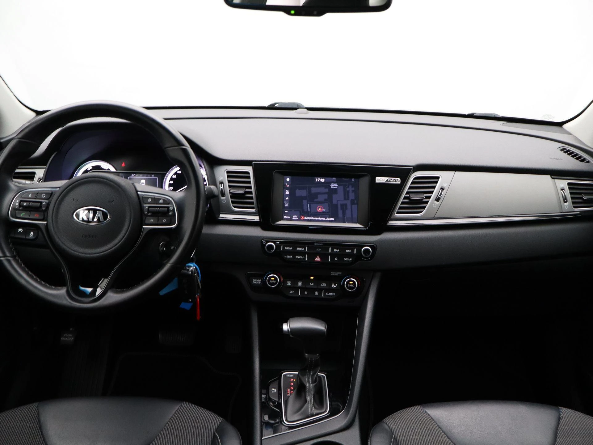 Kia-Niro-image-32