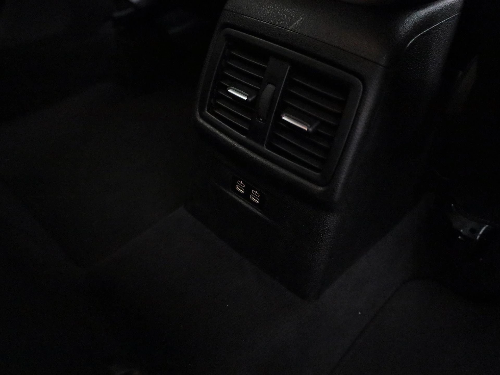 BMW X1 sDrive16d (85 kW)
