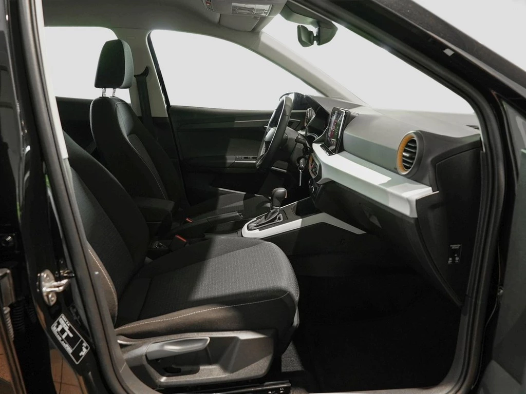 SEAT Arona 1.0 TSI DSG Style Edition *LED*Navi*Mirror-Link*Sprachsteuerung*Climatronic*Sitzhzg*