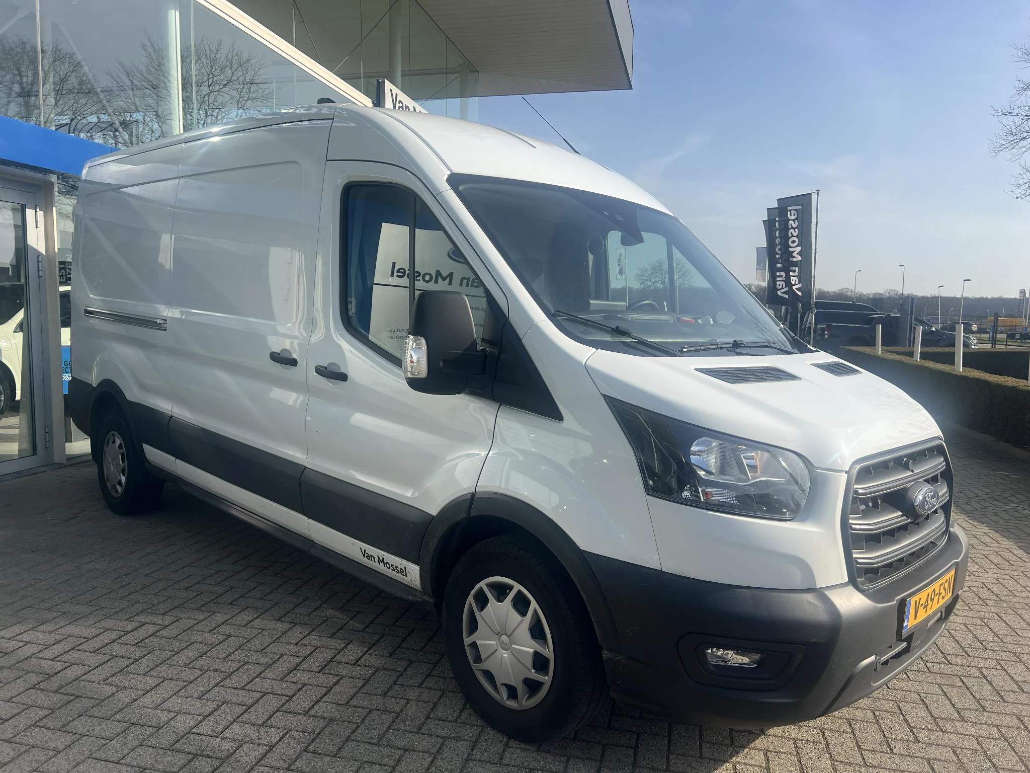 Ford-Transit-image-4