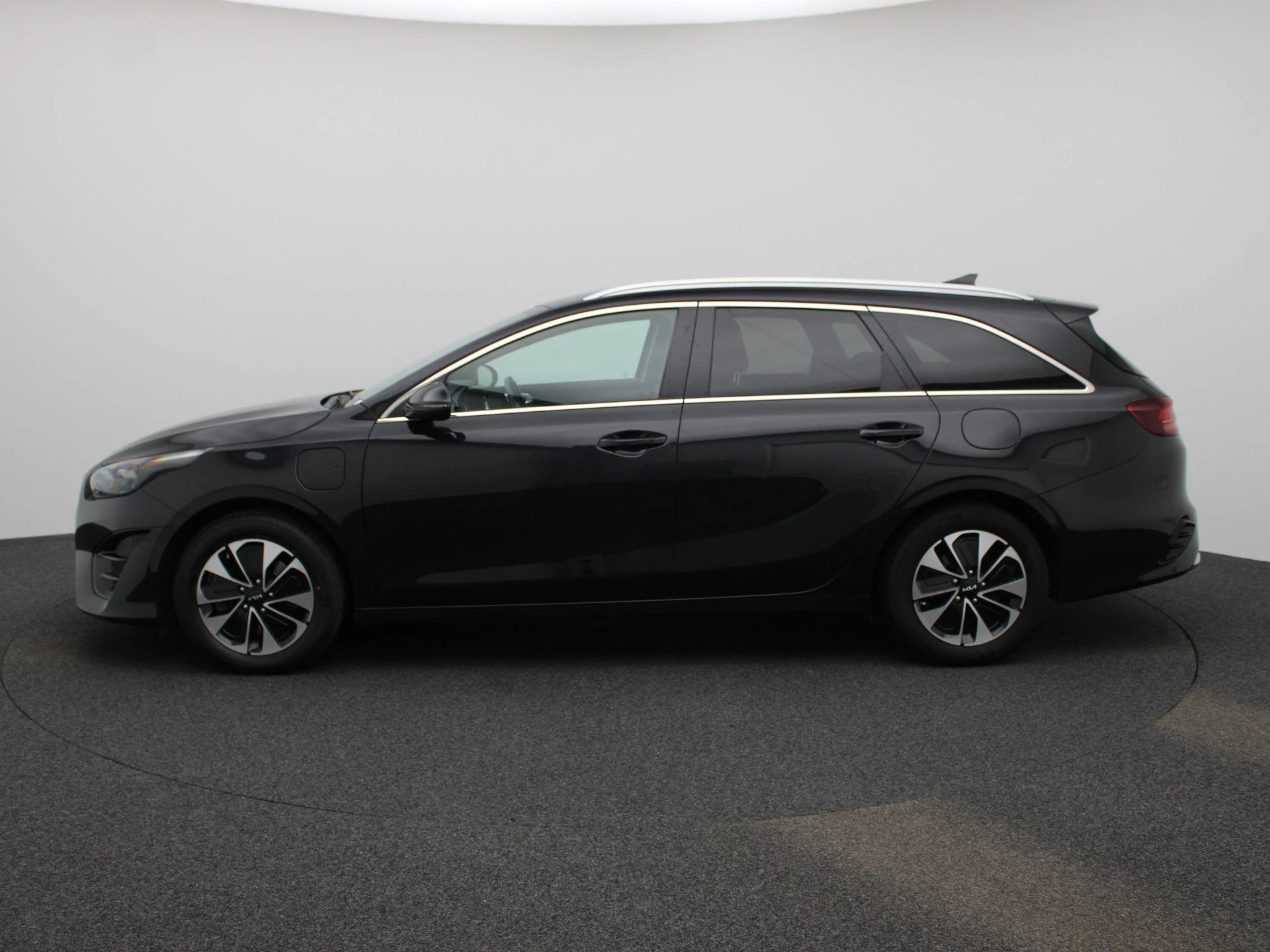 Kia-Ceed Sportswagon-image-5