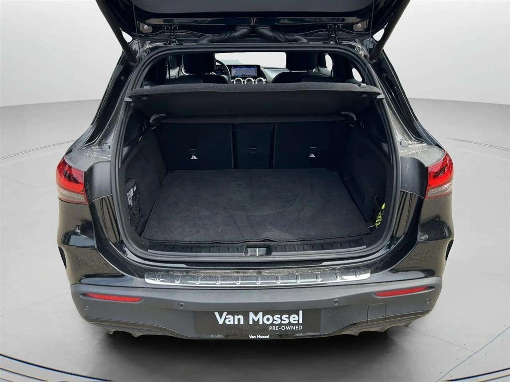 Mercedes-Benz-EQA-image-21