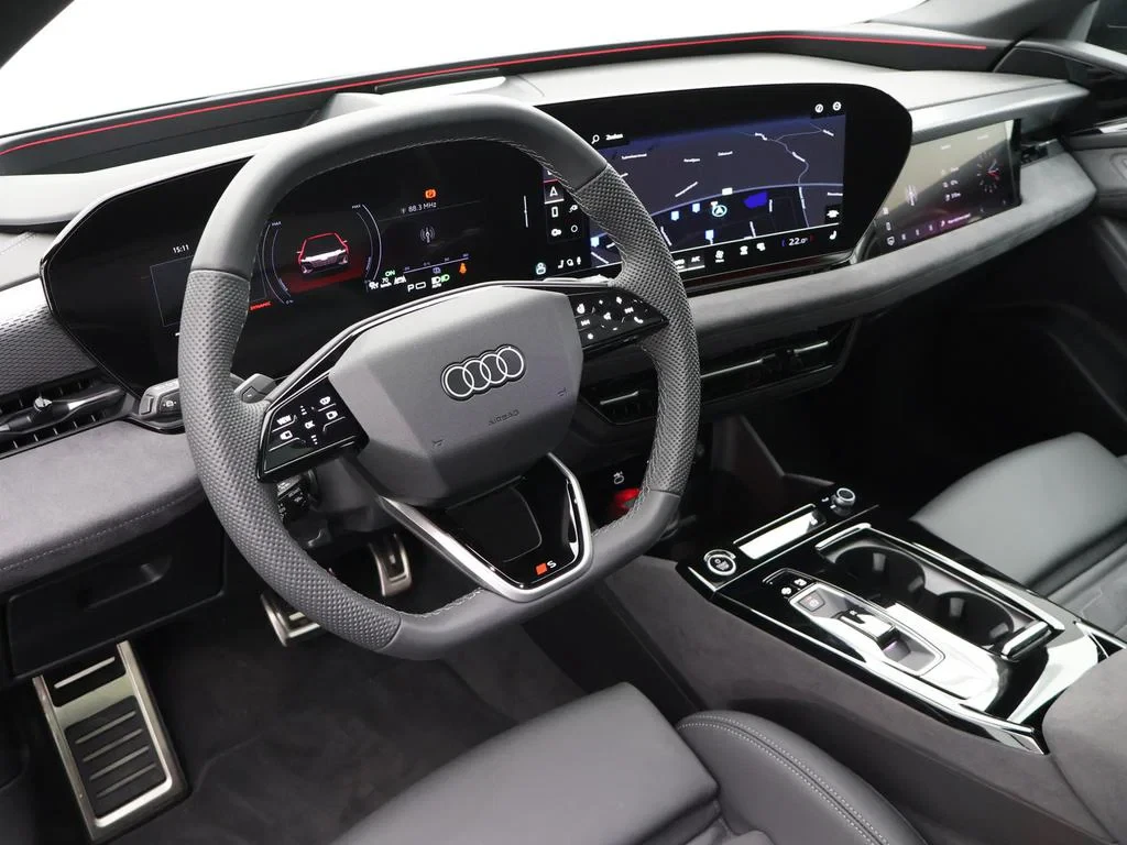 Audi-A6 Avant e-tron-image-16