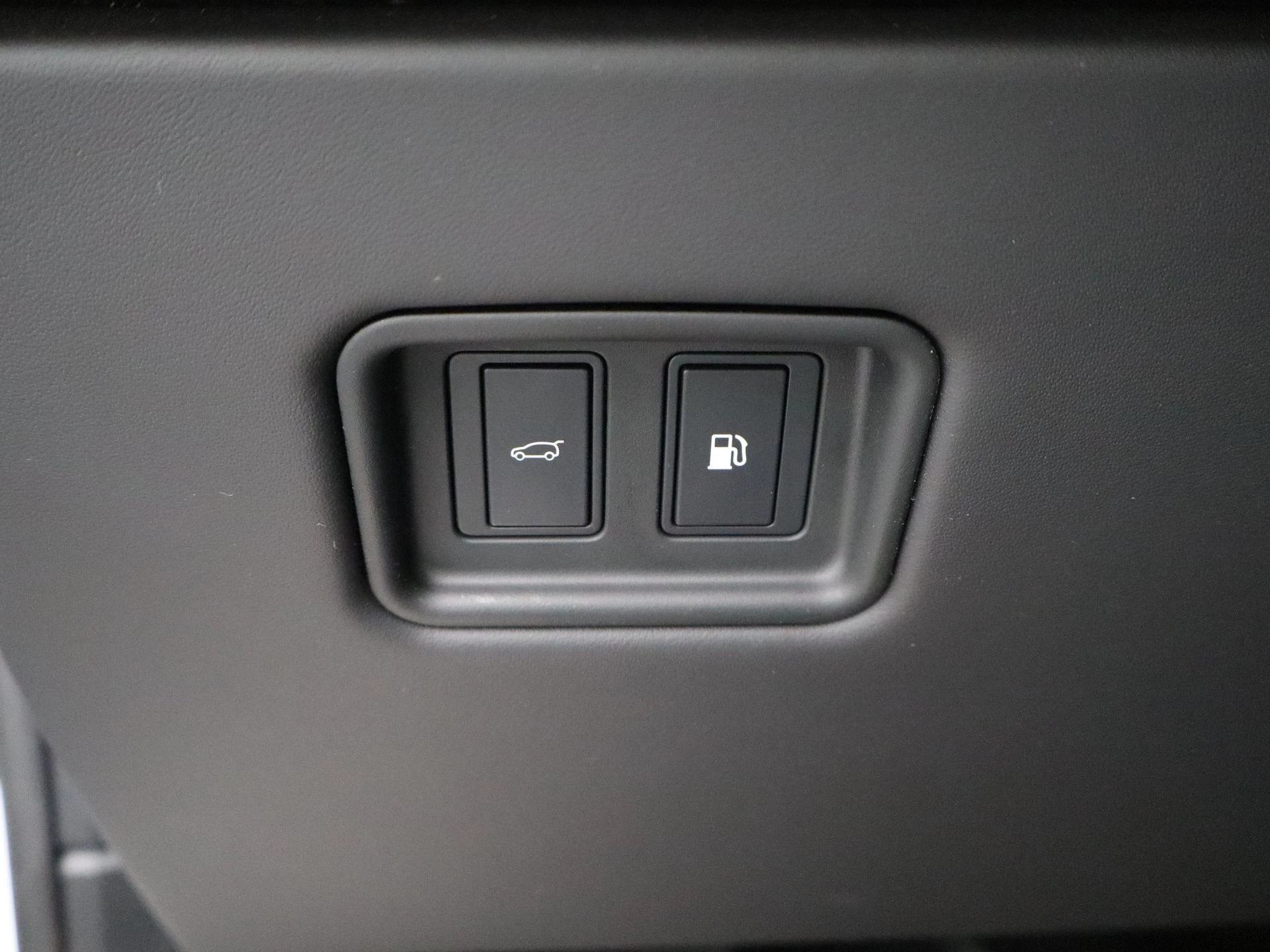 Land Rover-Range Rover Sport-image-27