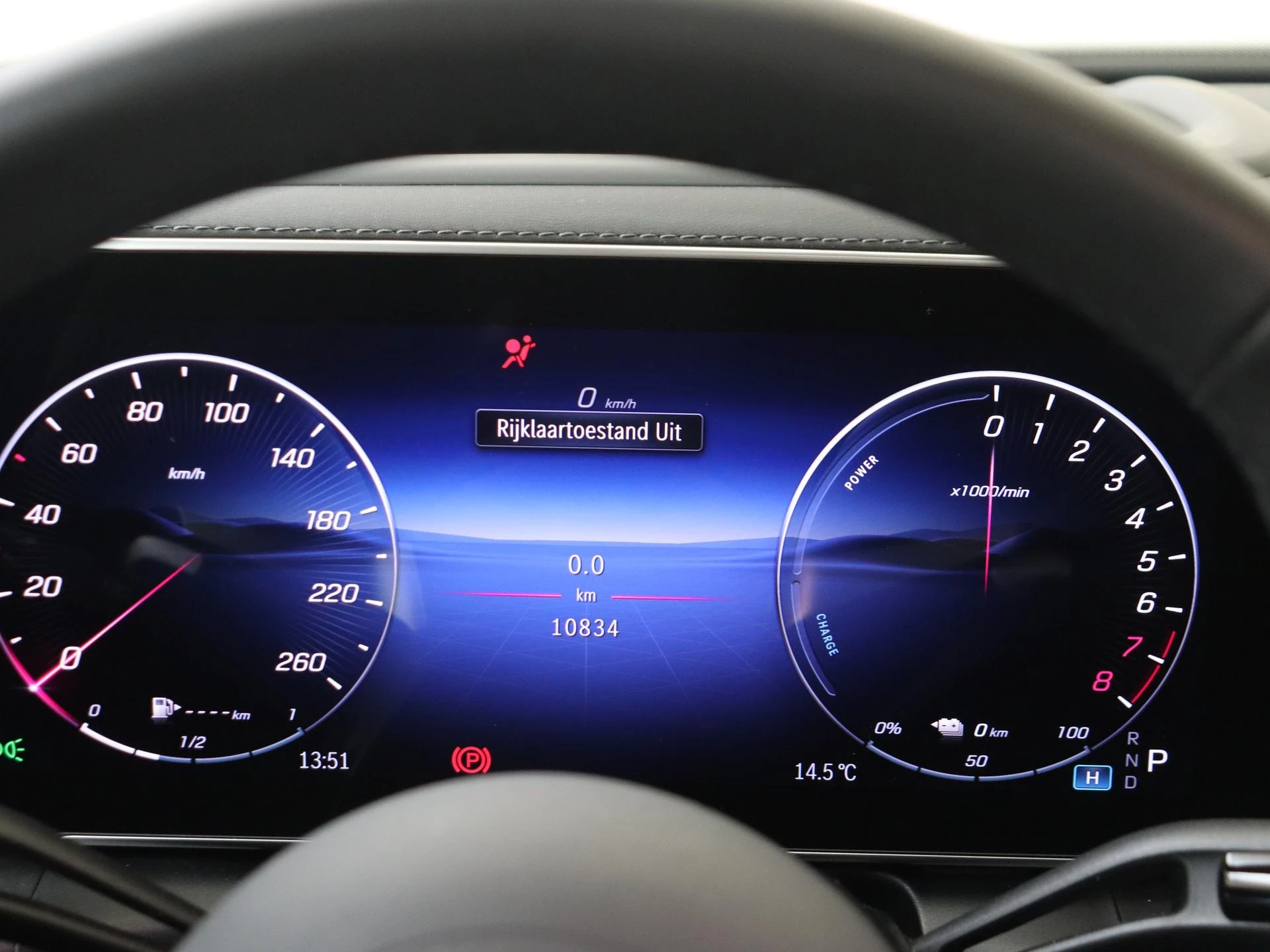 Mercedes-Benz-GLC-image-11