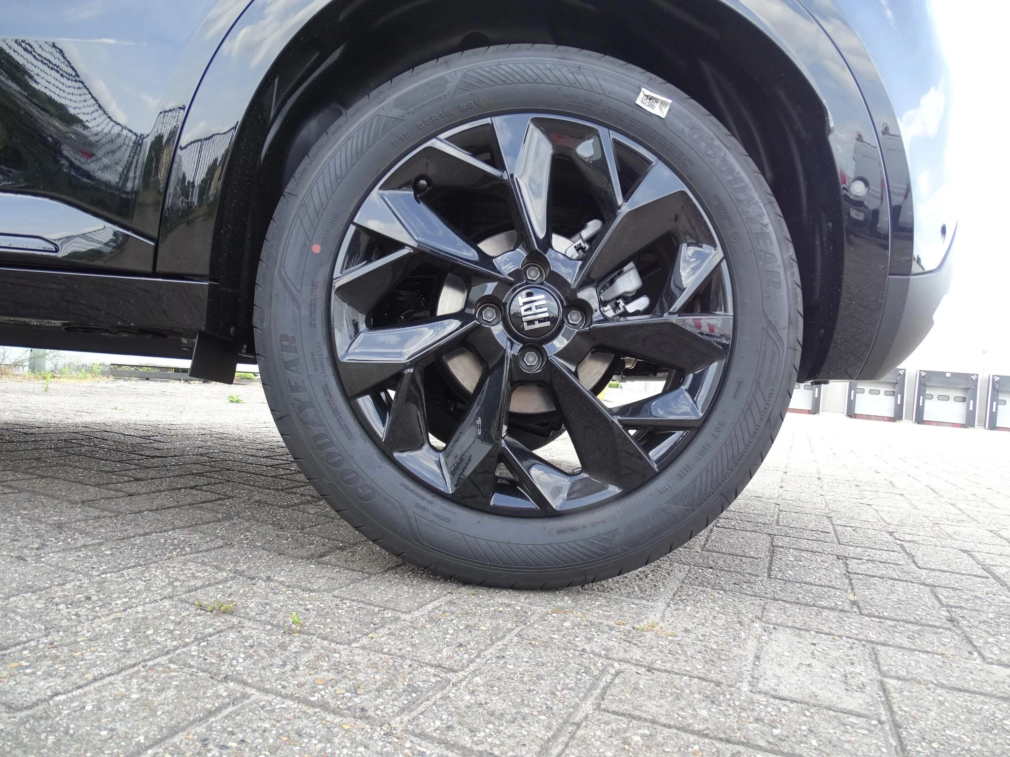 Fiat 600 1.2 Hybrid 145cv DCT Sport
