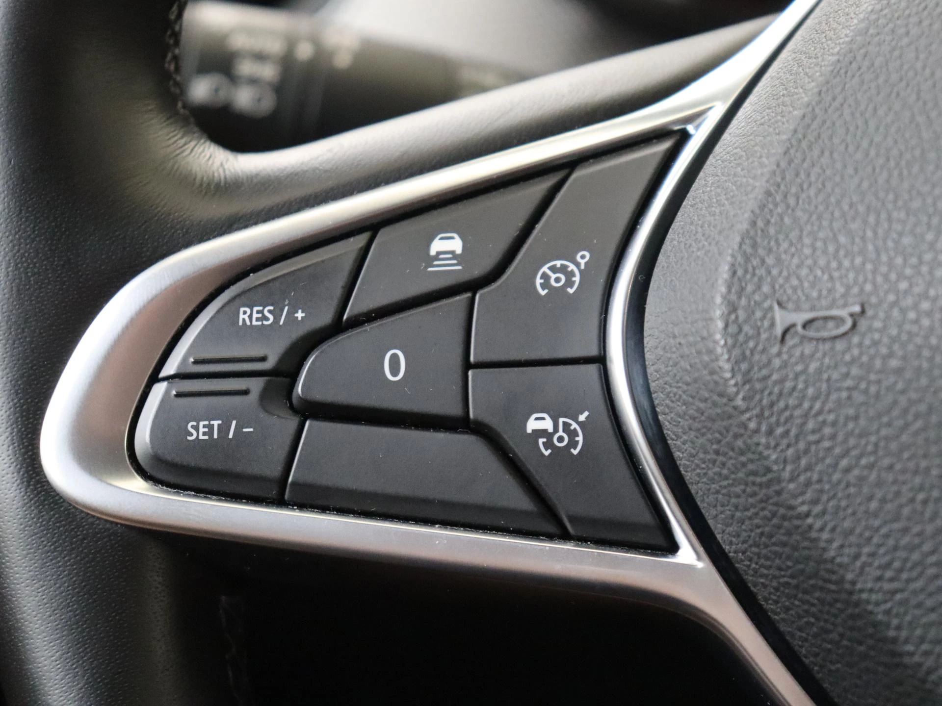 Renault Arkana 1.6 E-Tech Hybrid 145 Intens