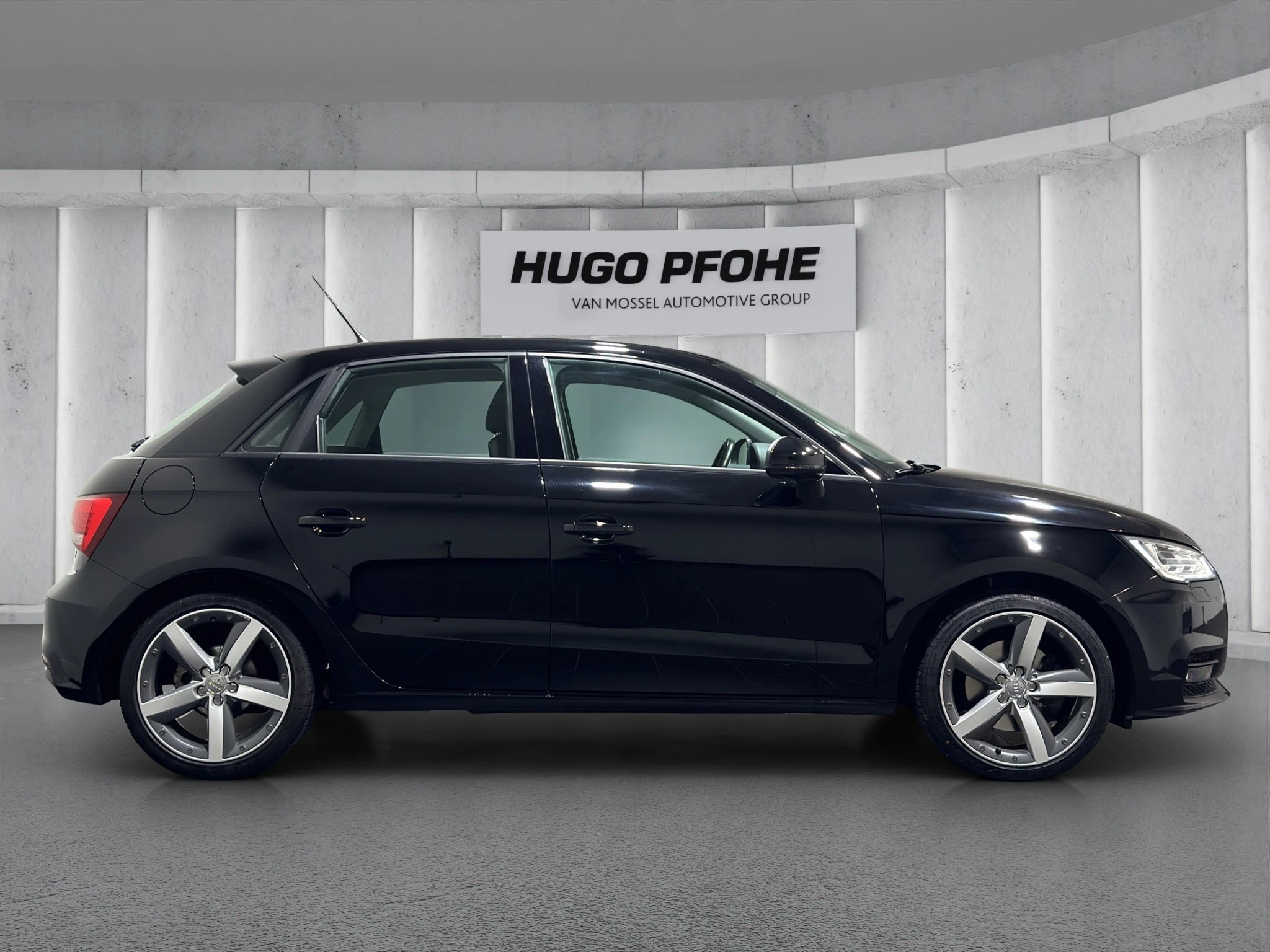 Audi-A1 Sportback-image-5