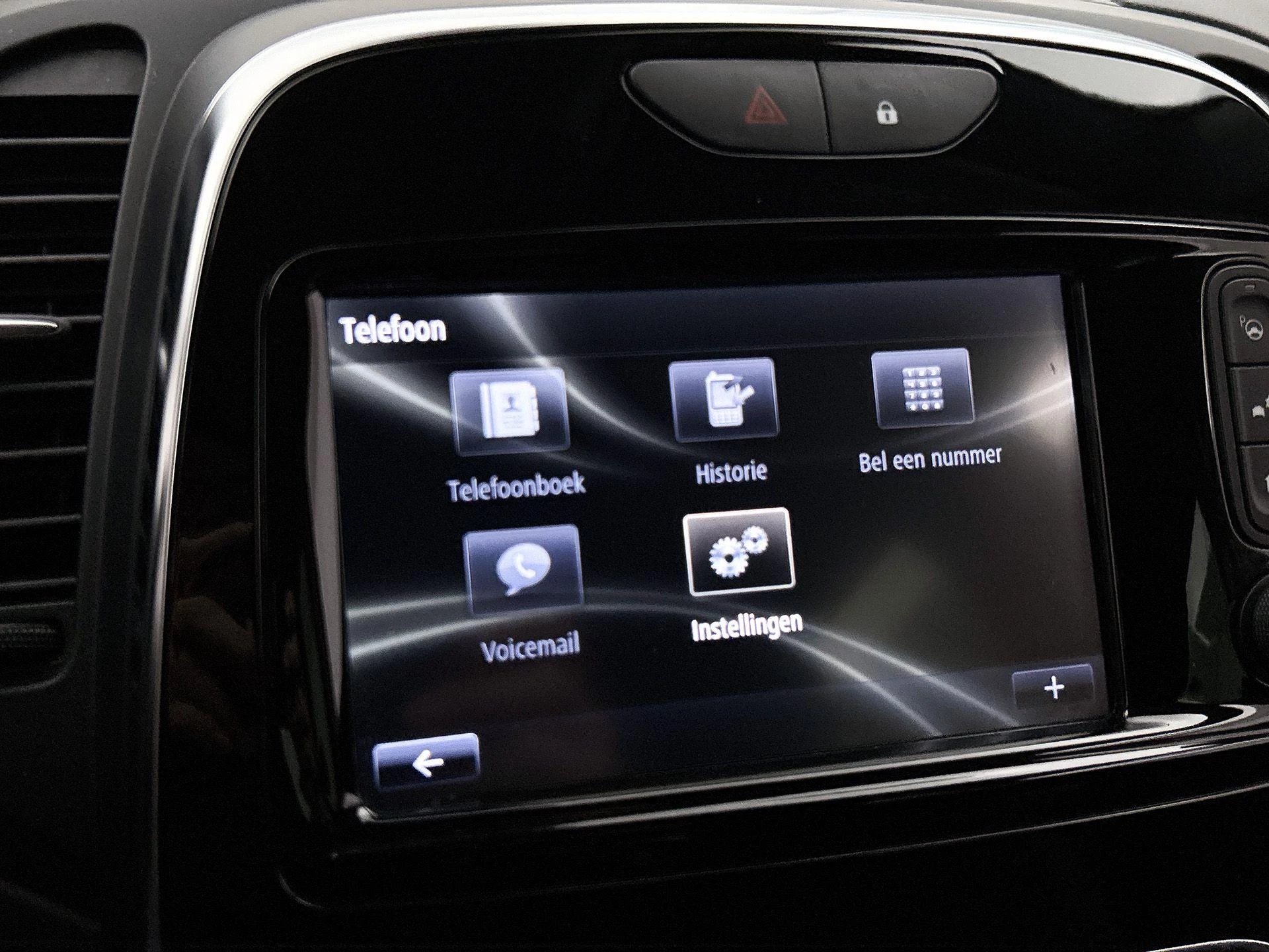 Renault-Captur-image-11