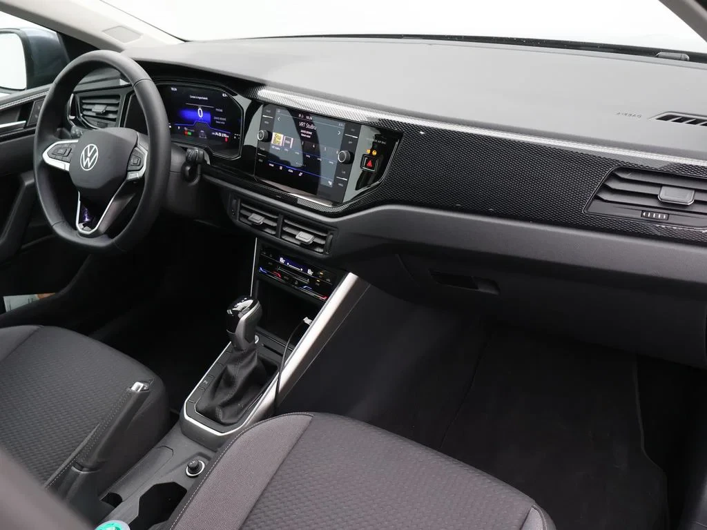 Volkswagen-Taigo-image-2