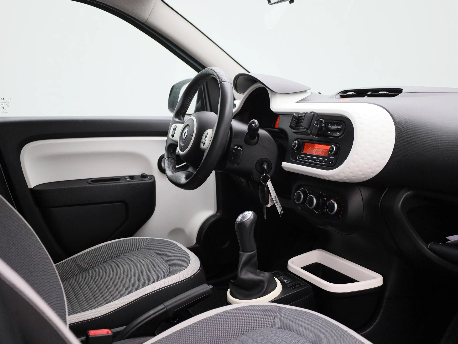 Renault-Twingo-image-26
