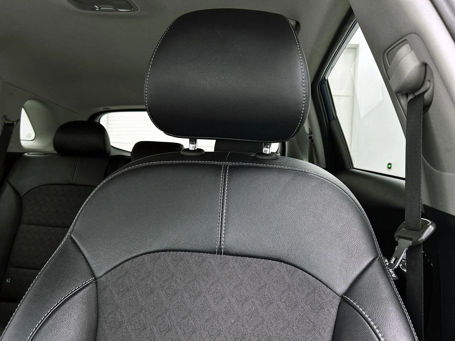 Kia-Niro-image-16