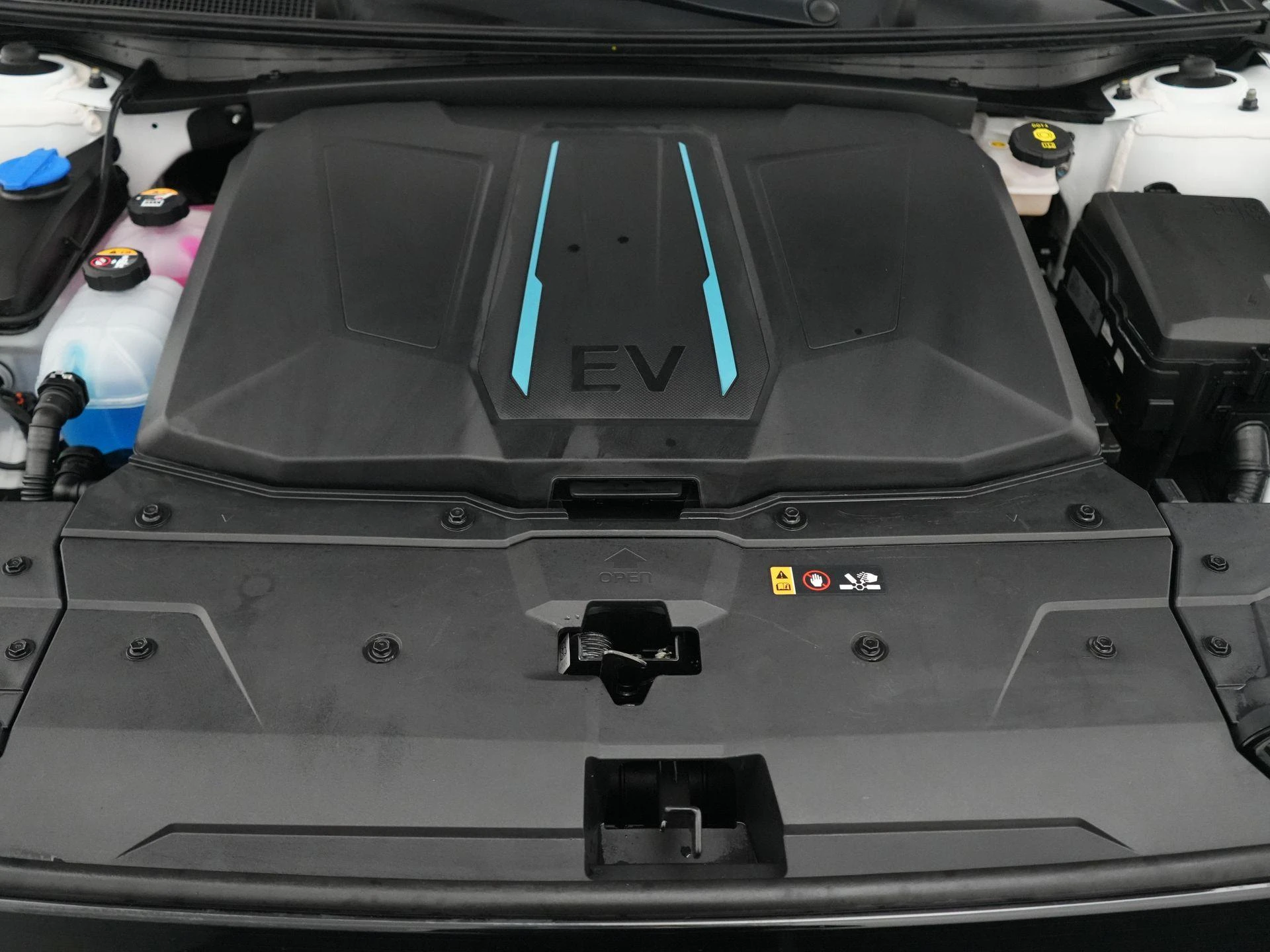 Hyundai-IONIQ 5-image-43