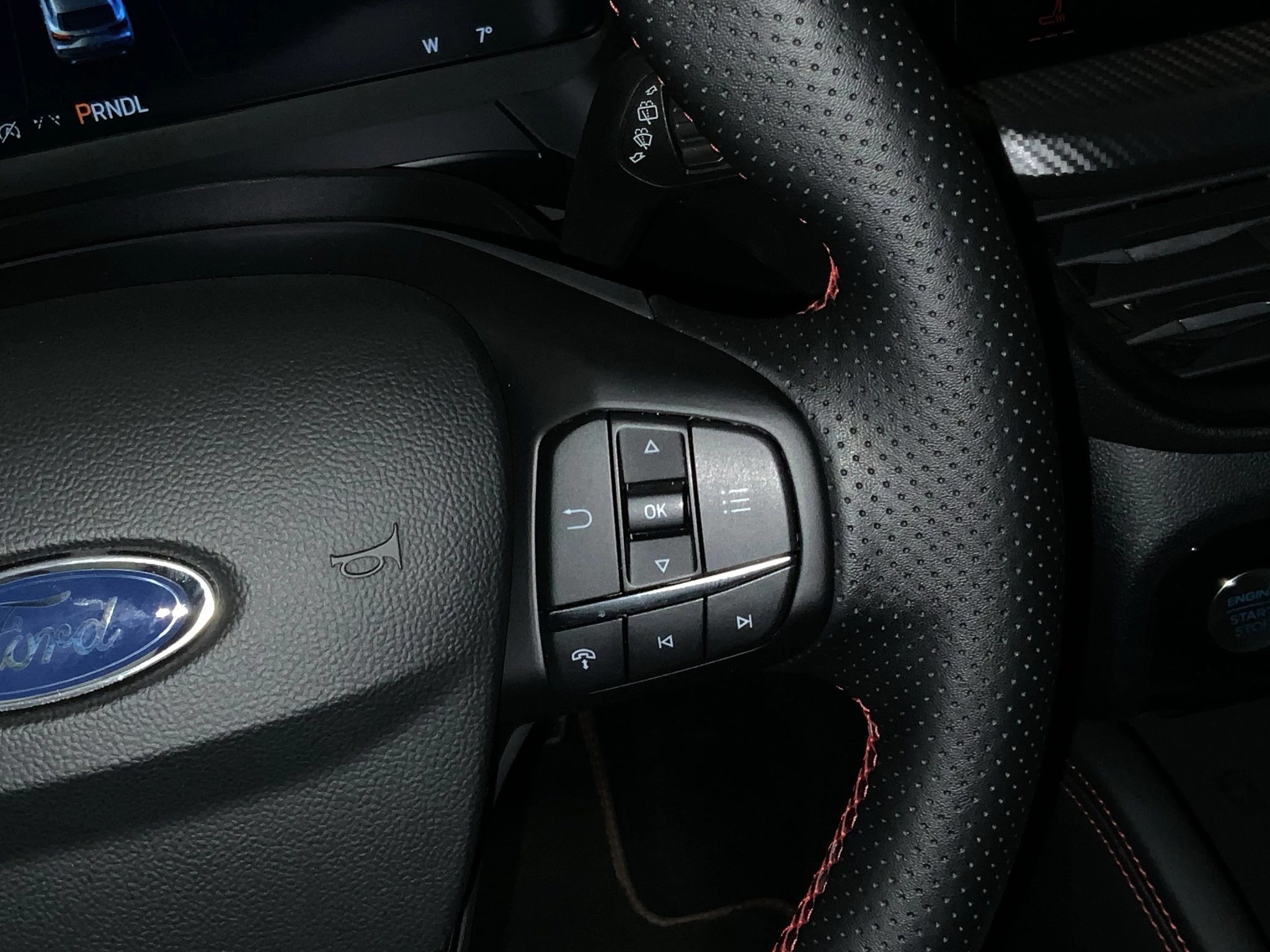 Ford Kuga ST-Line X Aut.*360GRAD*LED-MATRIX*NAVI*GRA*WINTER-PKT.