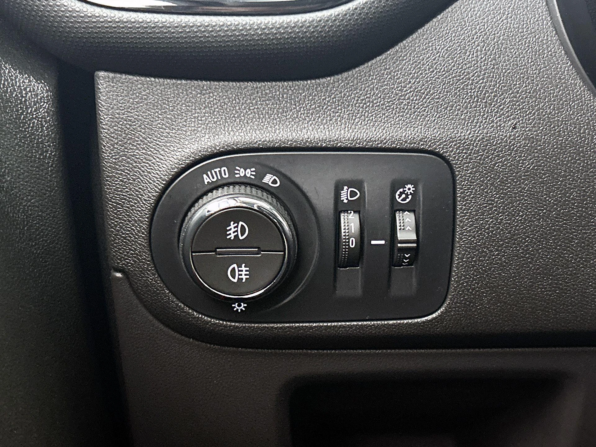 Opel-Crossland-image-19