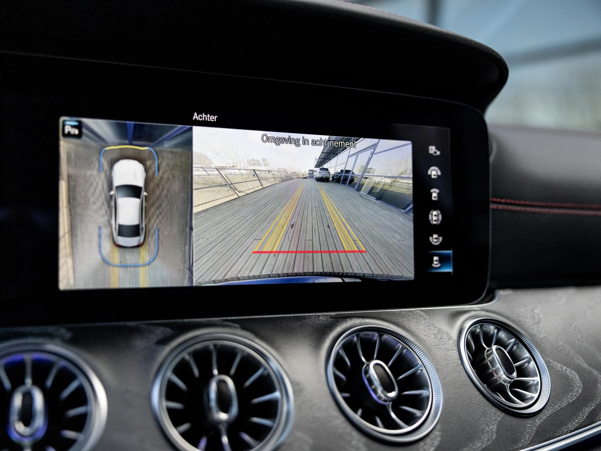 Mercedes-Benz-CLS-image-42