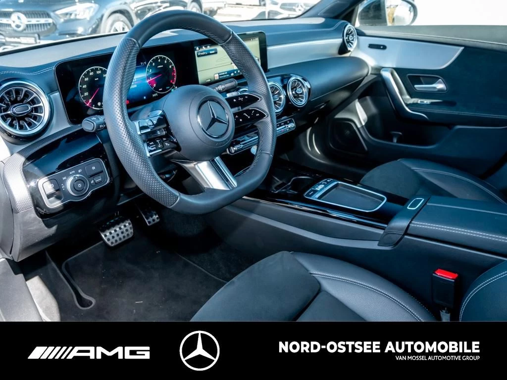 Mercedes-Benz CLA 200 SB AMG NIGHT LED DISTRO KAMERA AMBIENTE AMG LineX118 CLA 200 SB AMG NIGHT LED DISTRO KAMERA AMBIENTE AMG Line