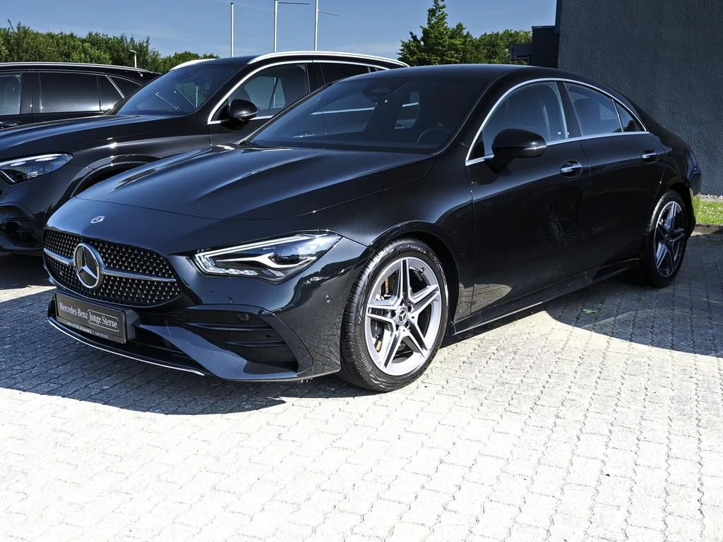 Mercedes-Benz-CLA 200-image-6