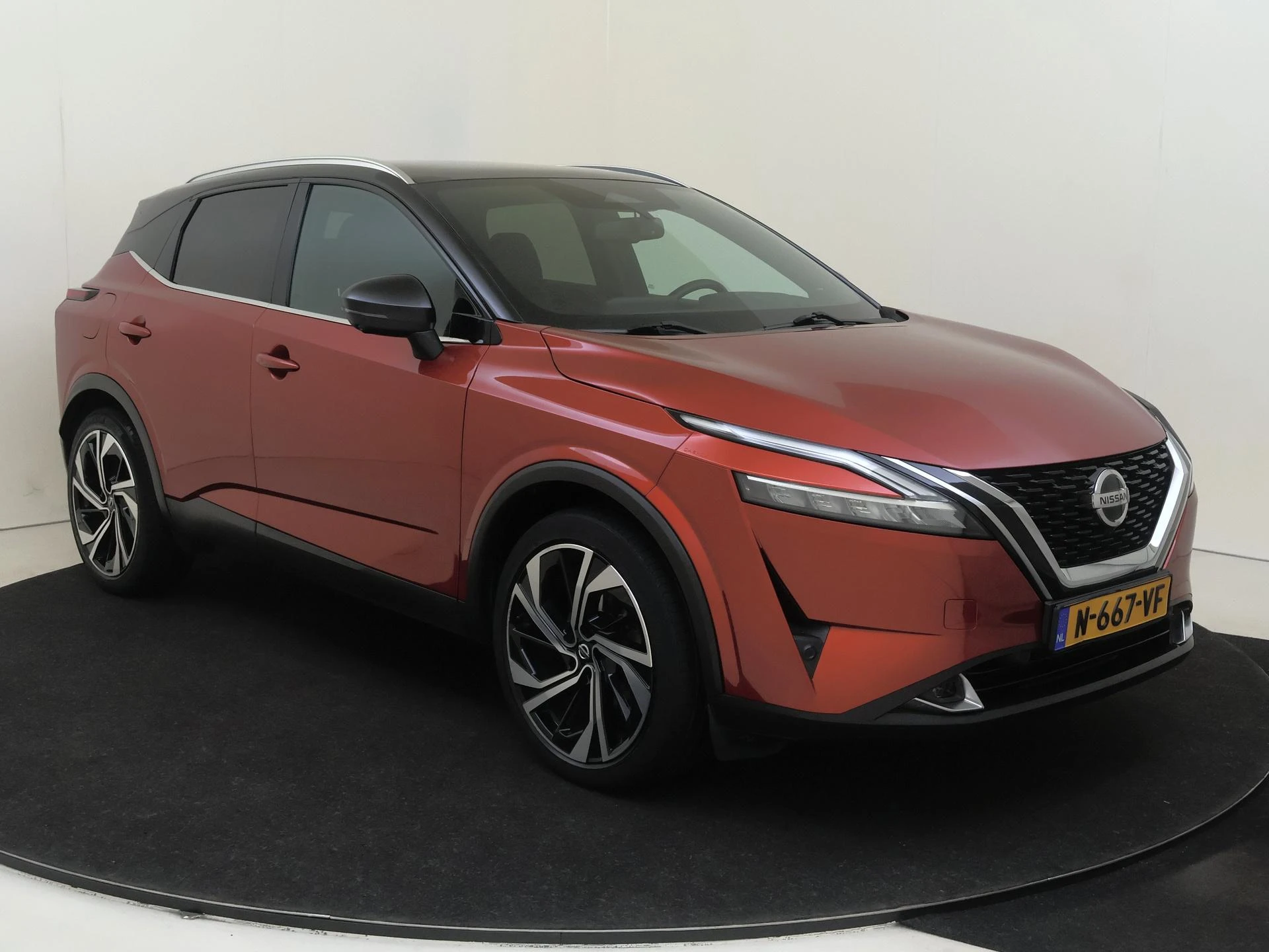 Nissan-QASHQAI-image-1