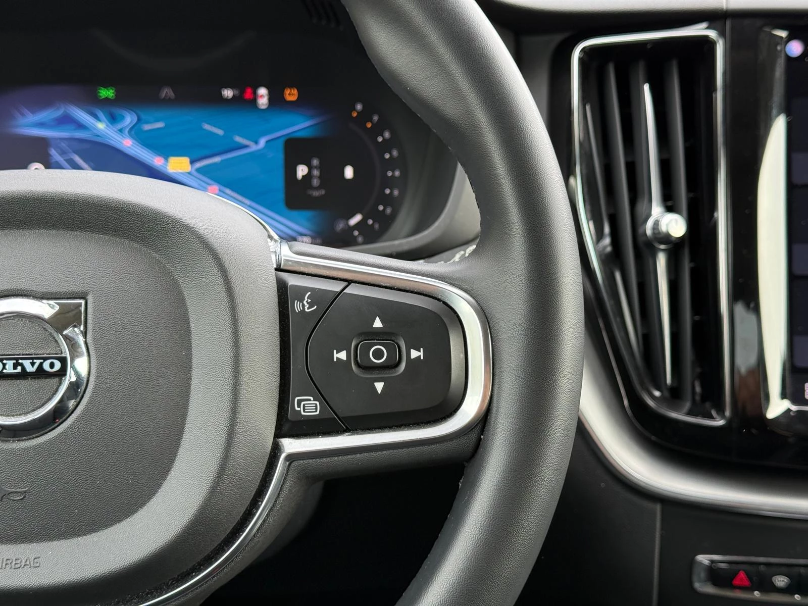 Volvo XC60 2.0 B4 Momentum
