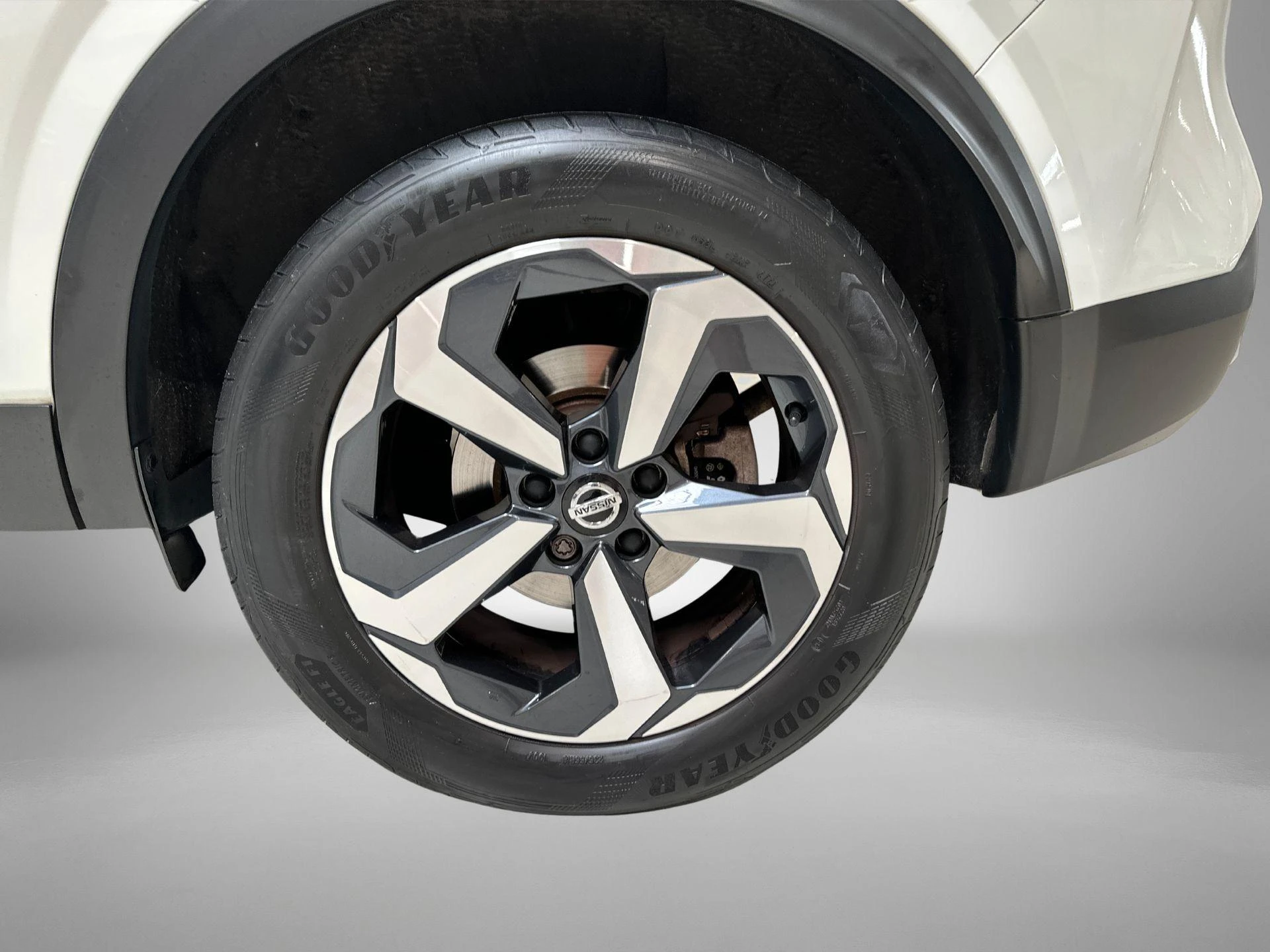 Nissan-QASHQAI-image-26