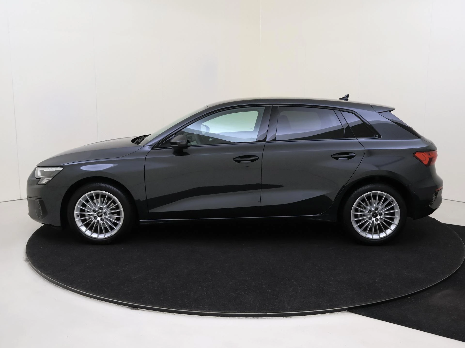 Audi-A3-image-7