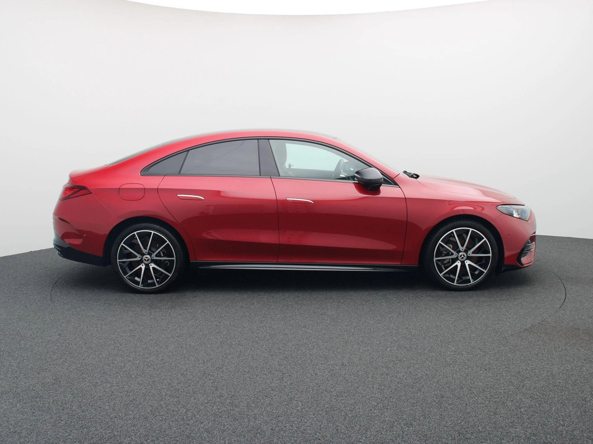 Mercedes-Benz-CLA-image-5