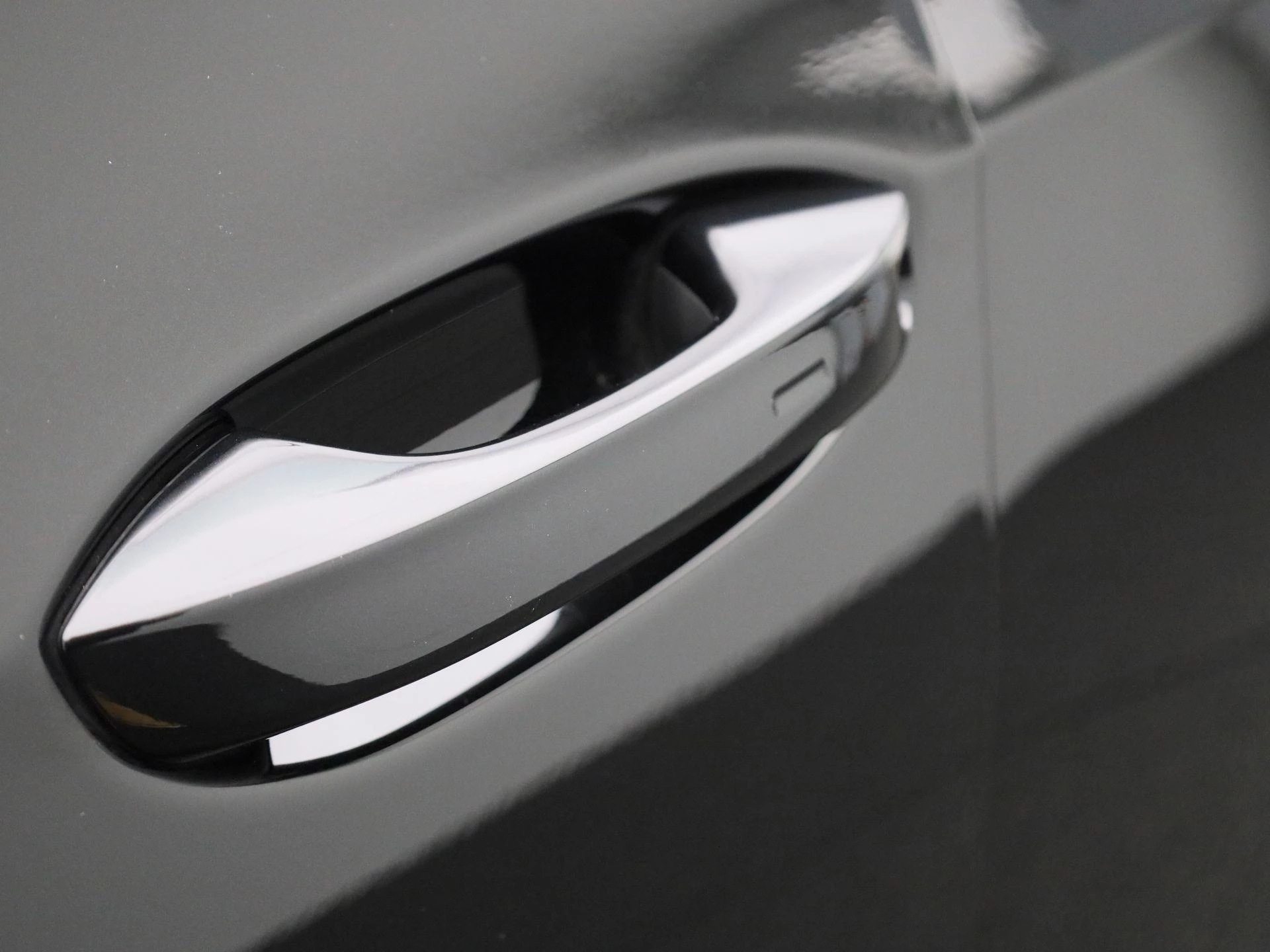 Volkswagen-Golf-image-14