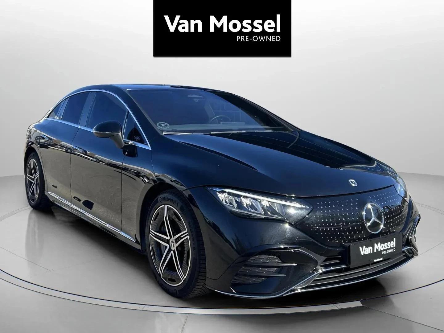 Mercedes-Benz-EQE-image-2