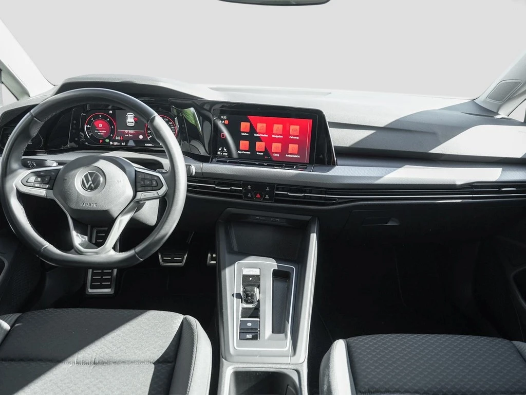 Volkswagen-Golf-image-10