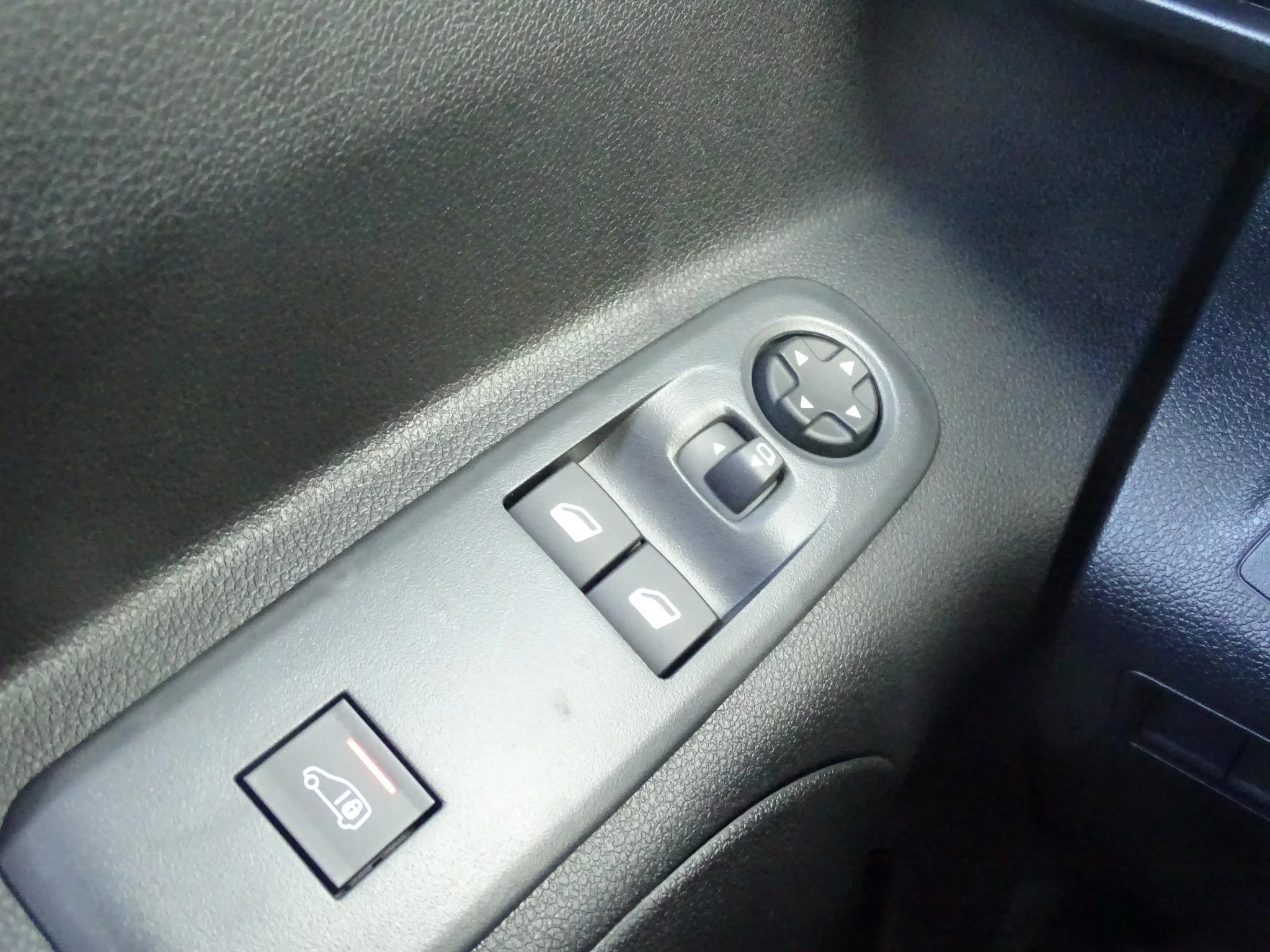 Opel-Combo-image-19