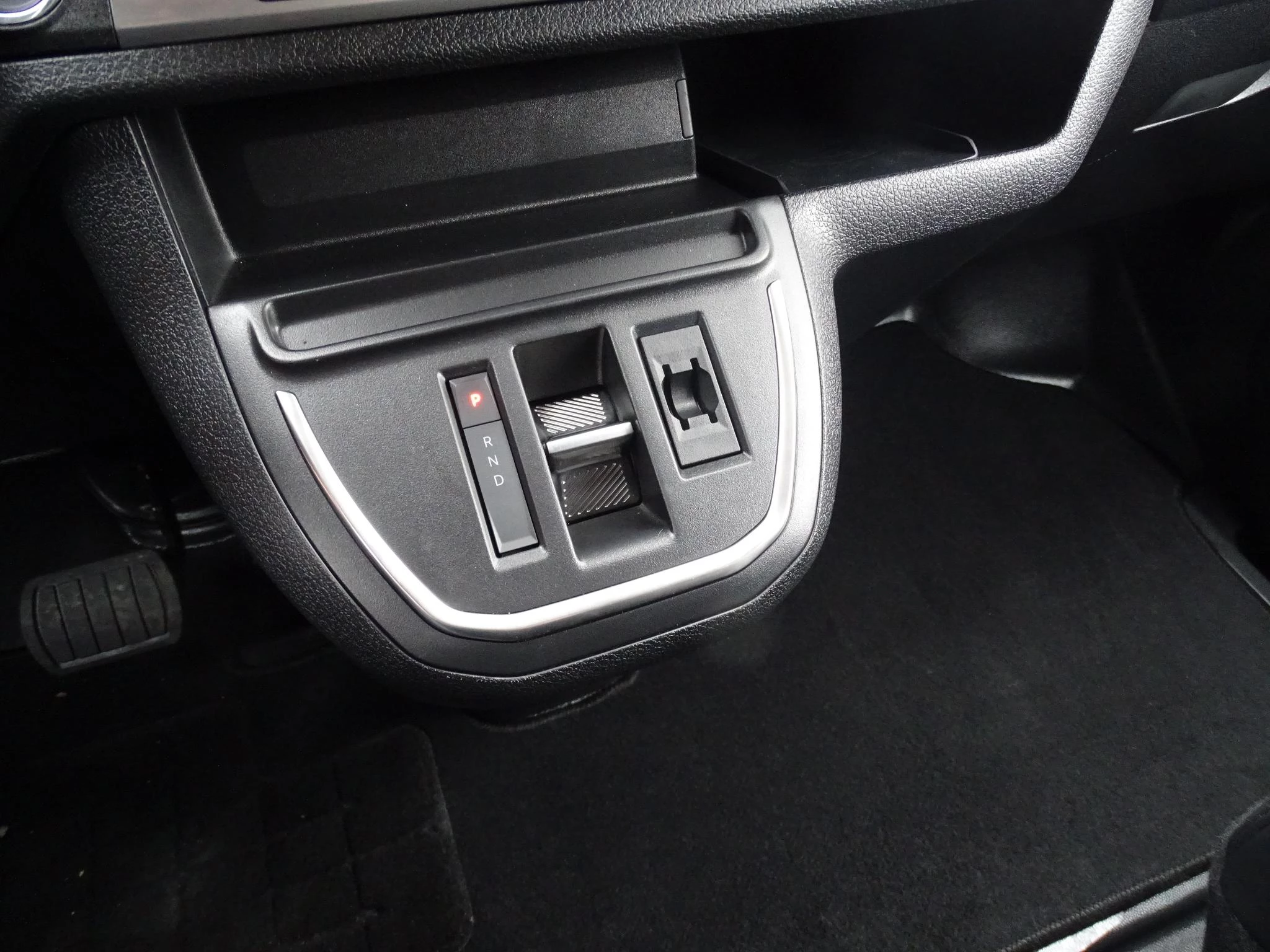 Opel Vivaro 2.0 BlueHDi 180 S&S EAT8 €6.4 DC L3H1