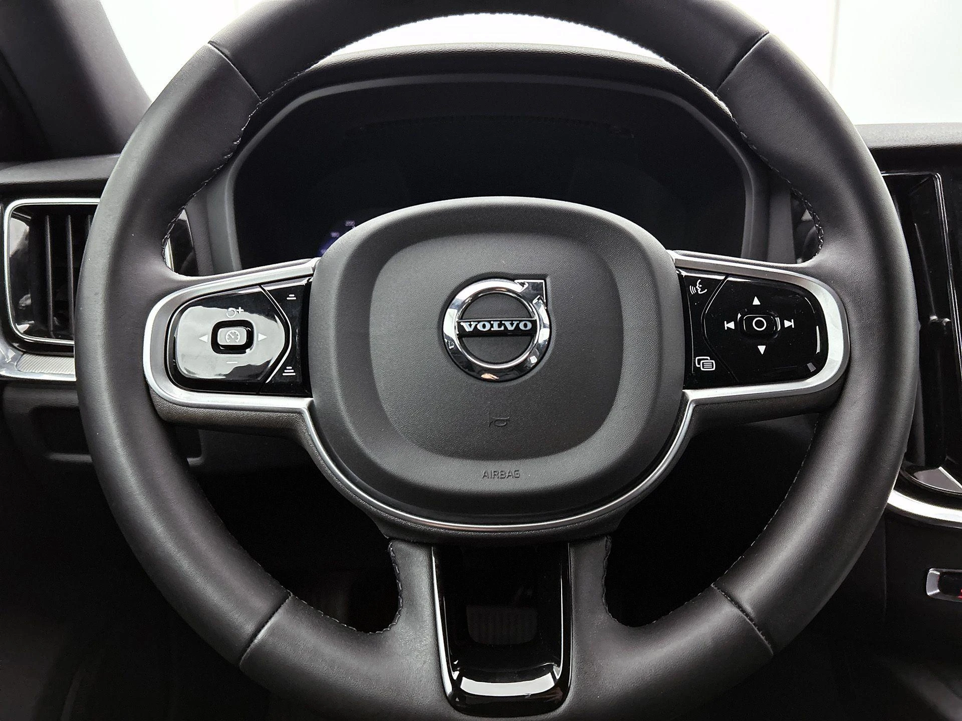 Volvo-V60-image-32