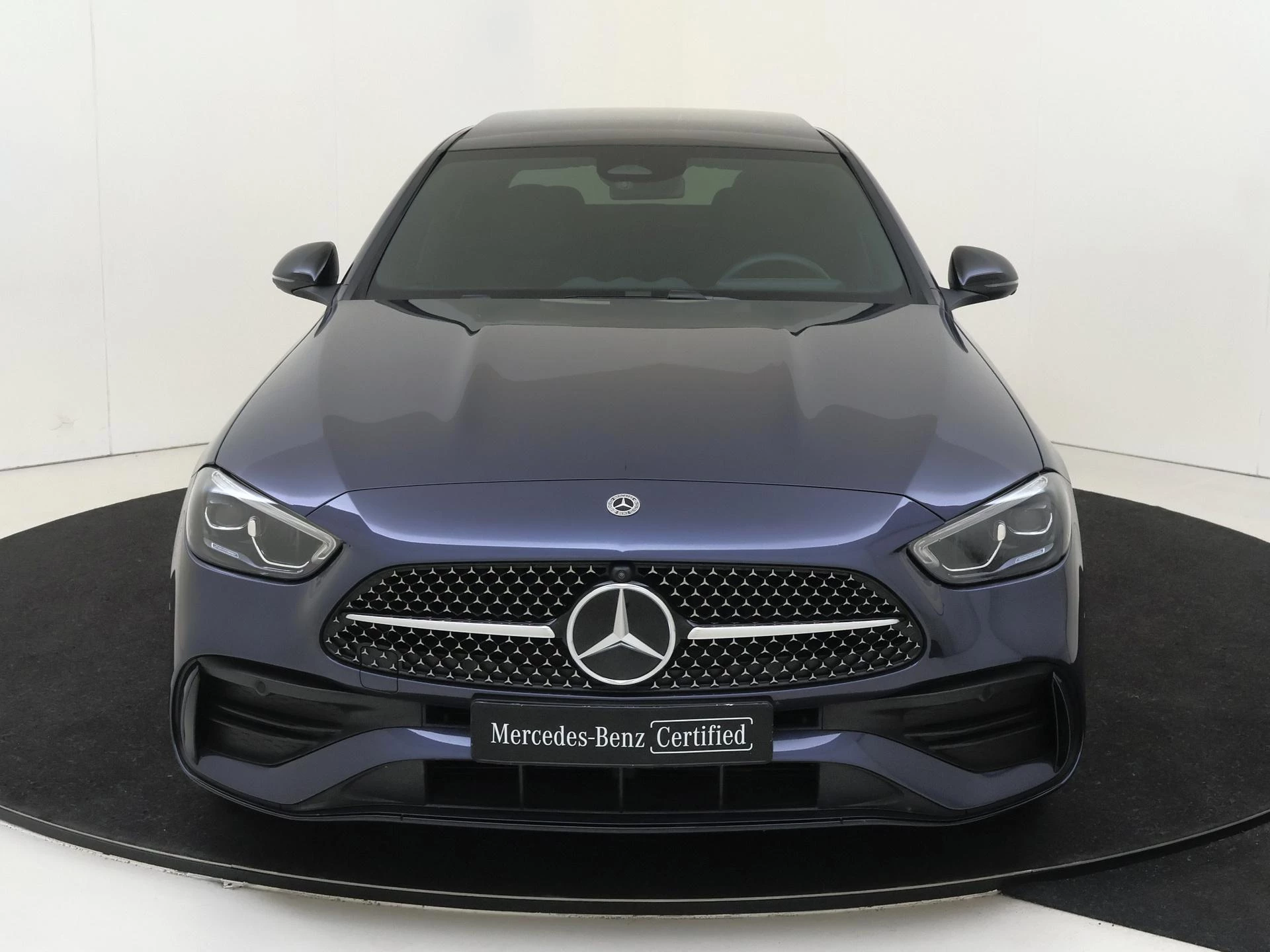 Mercedes-Benz-C-Klasse-image-6