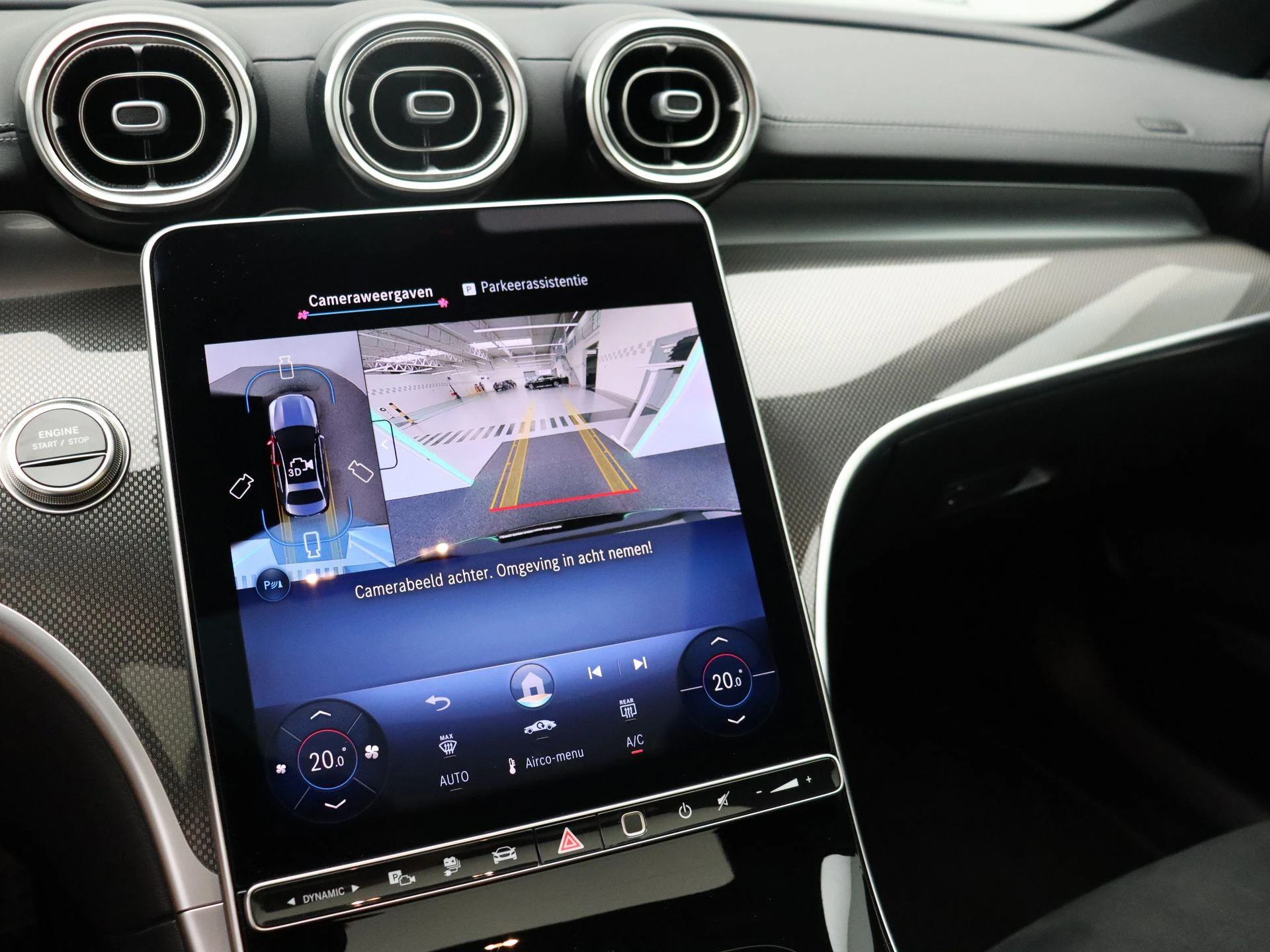 Mercedes-Benz-C-Klasse-image-17