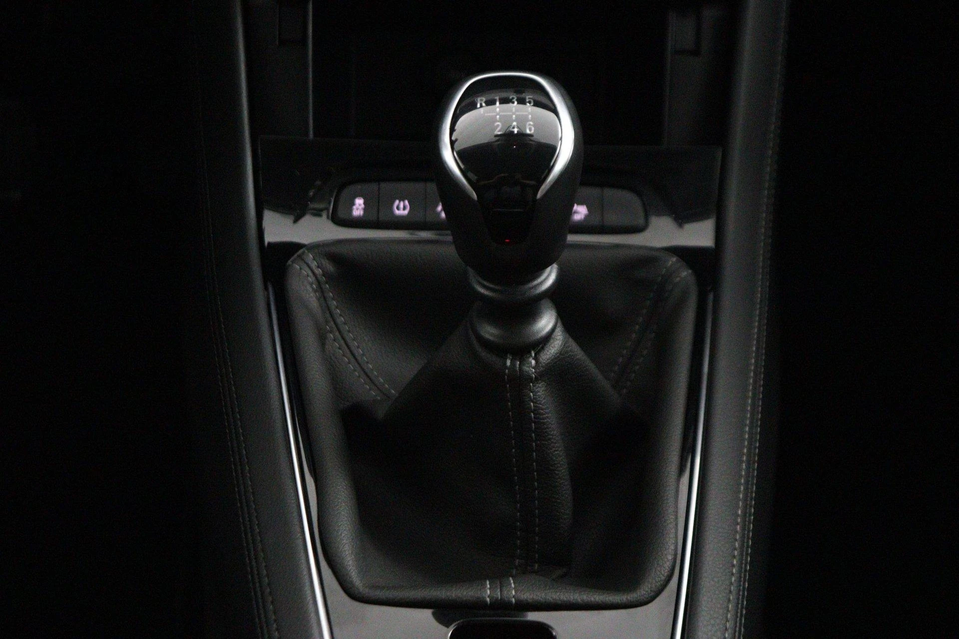 Opel-Grandland X-image-56