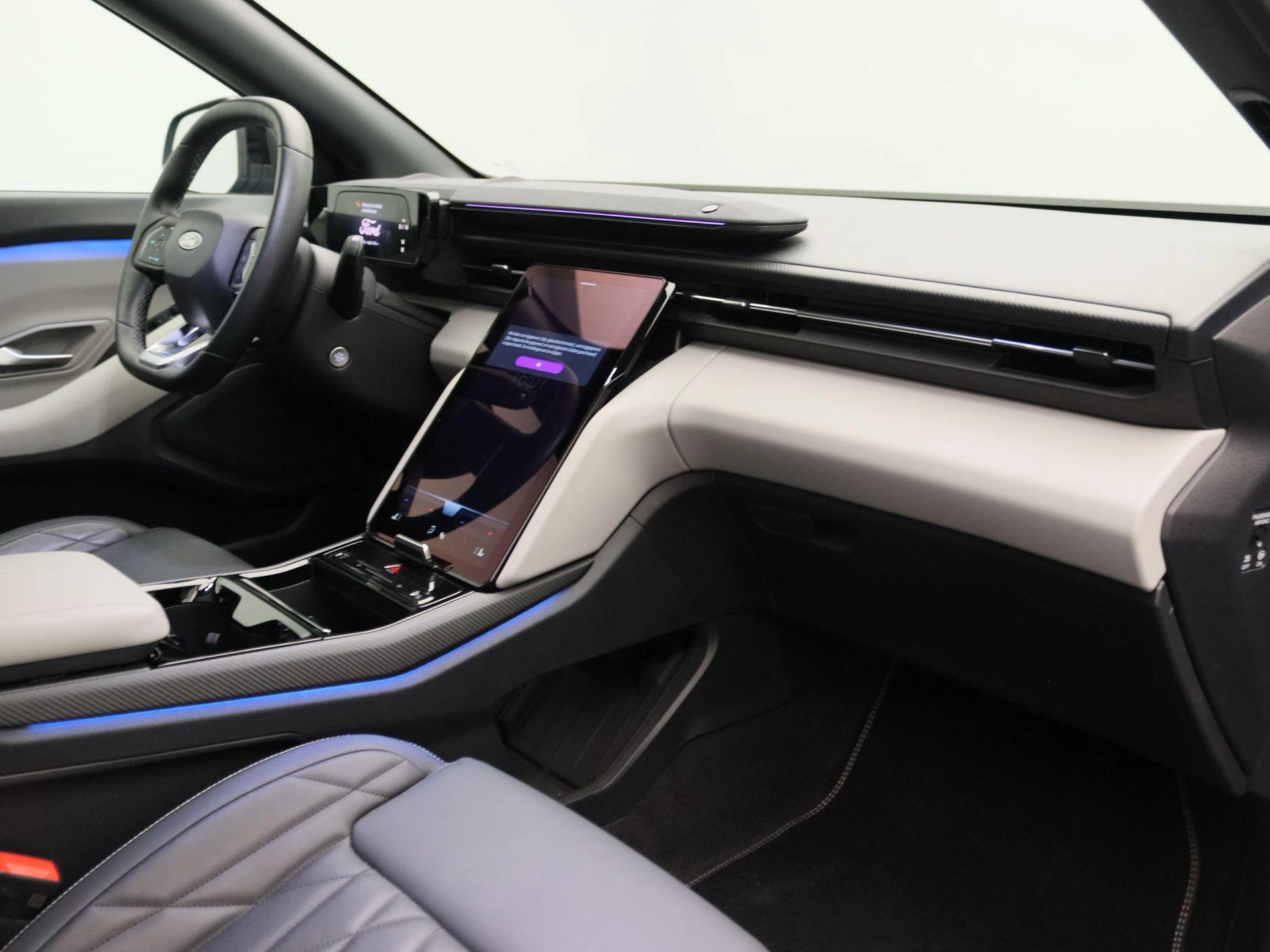 Ford-Explorer-image-24