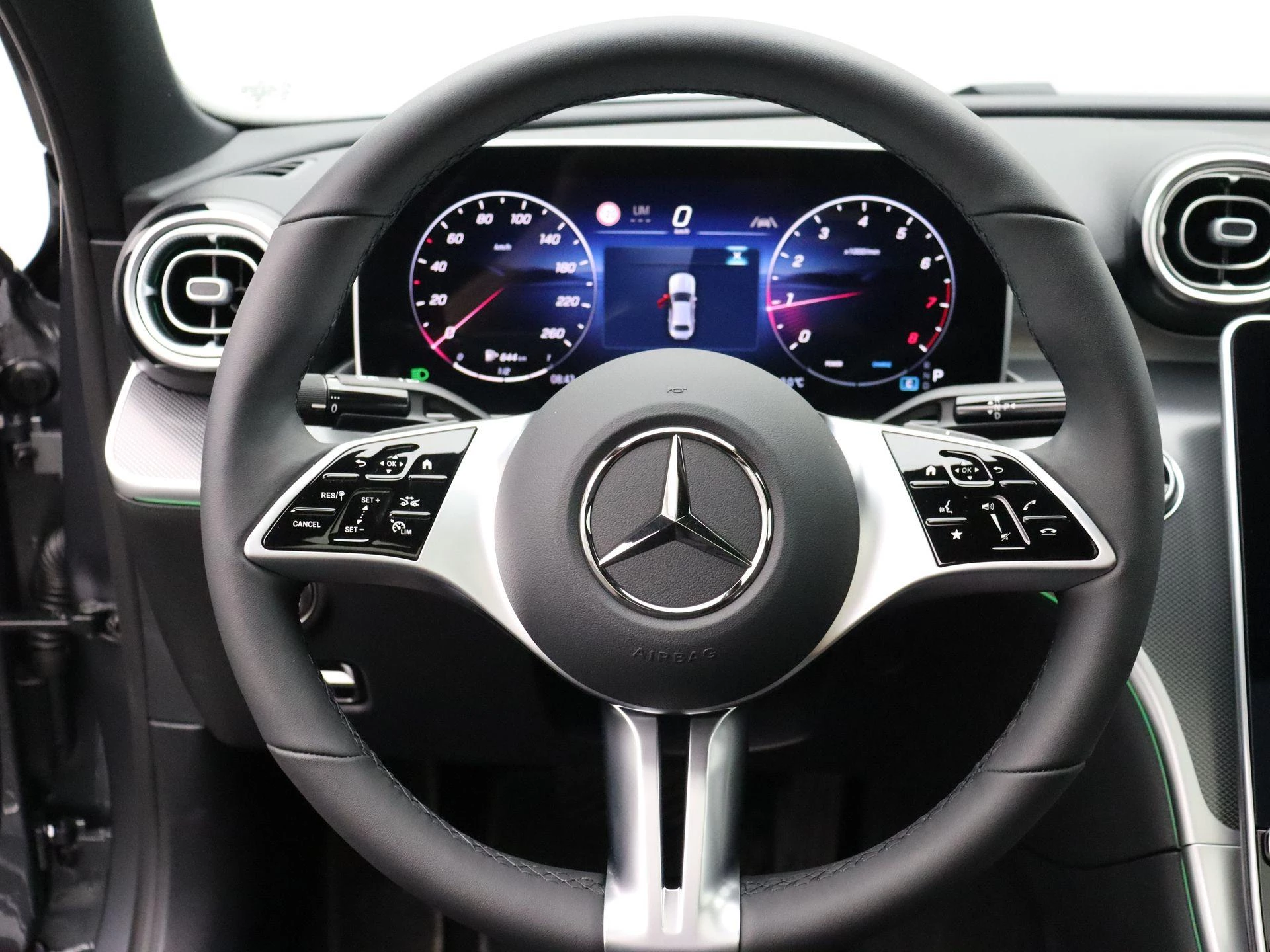 Mercedes-Benz C-Klasse 200 Luxury Line + PANORAMISCH DAK + LEDER +