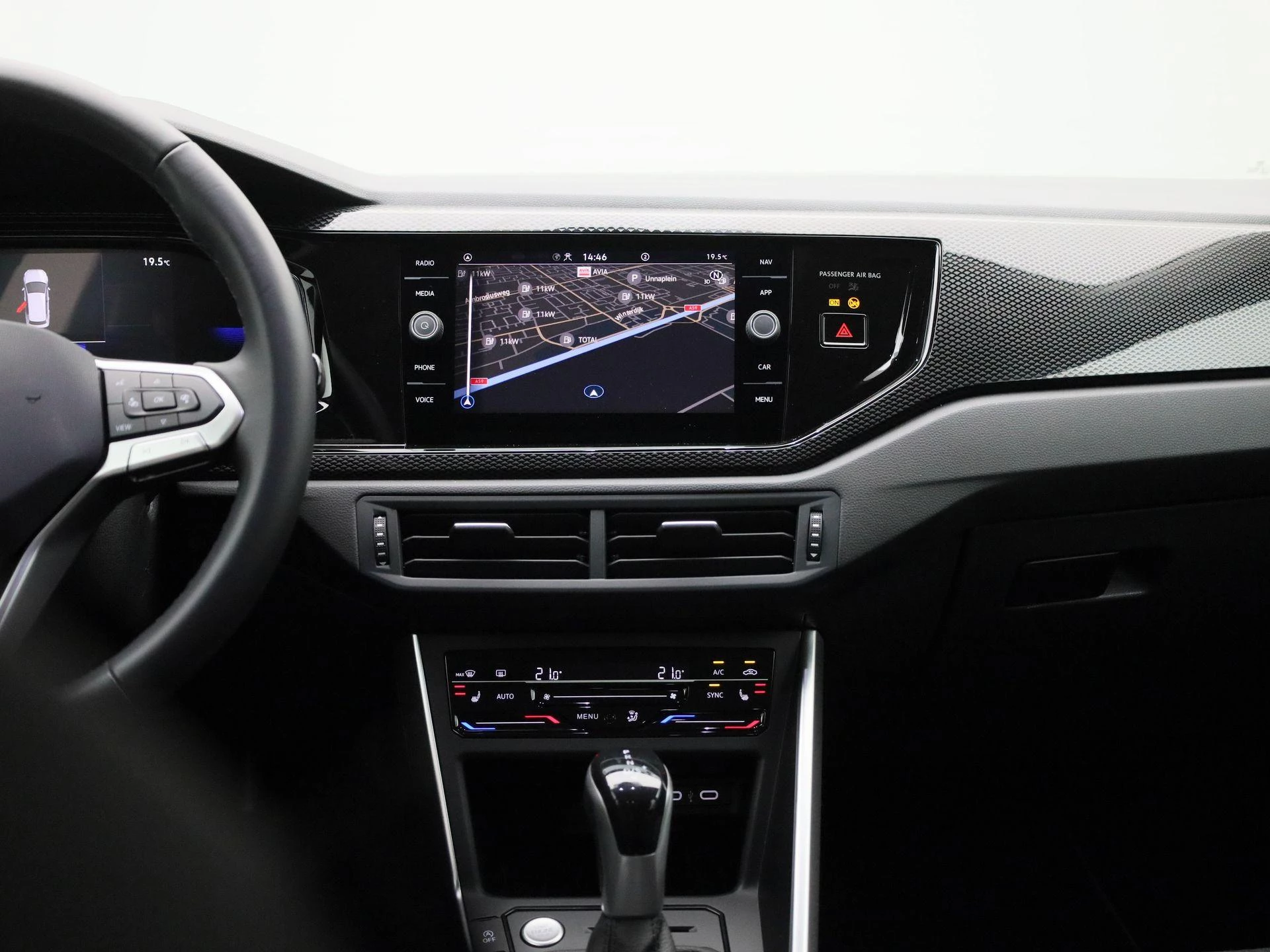 Volkswagen-Taigo-image-8